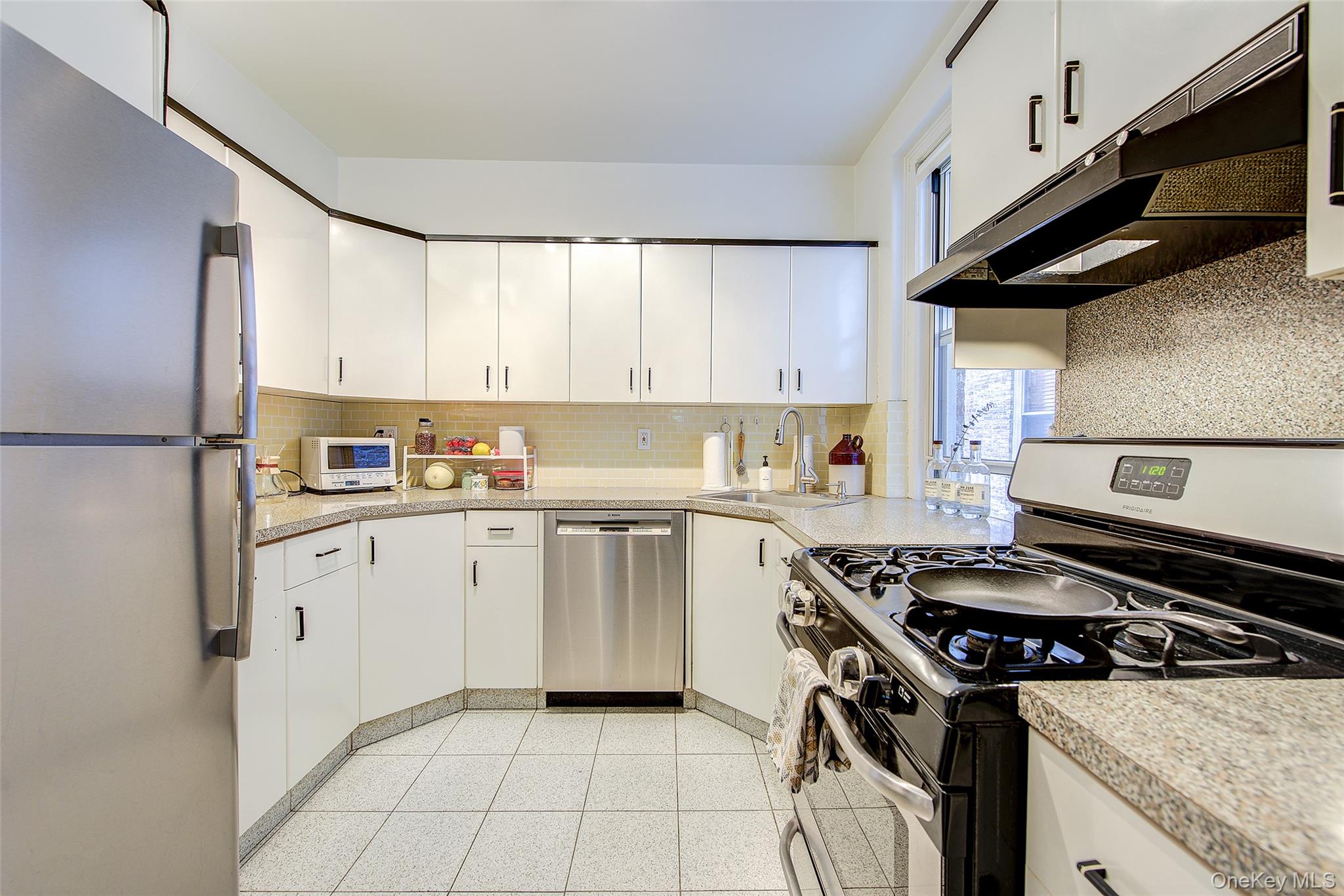34-39 82nd Street 2 Property Photo 6
