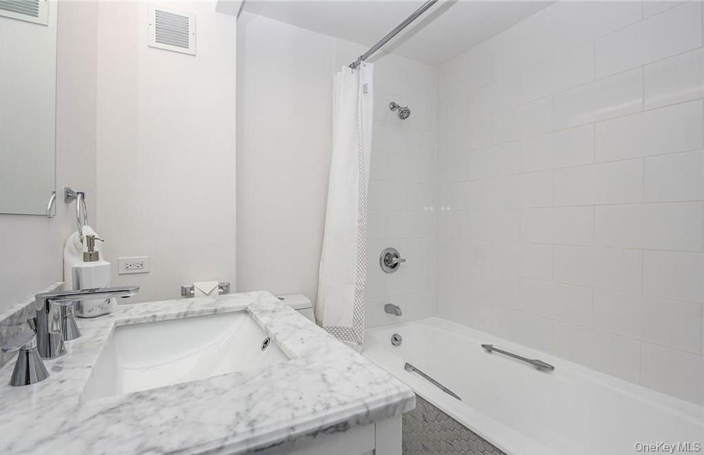 10 Cottage Place 11e Property Photo 18