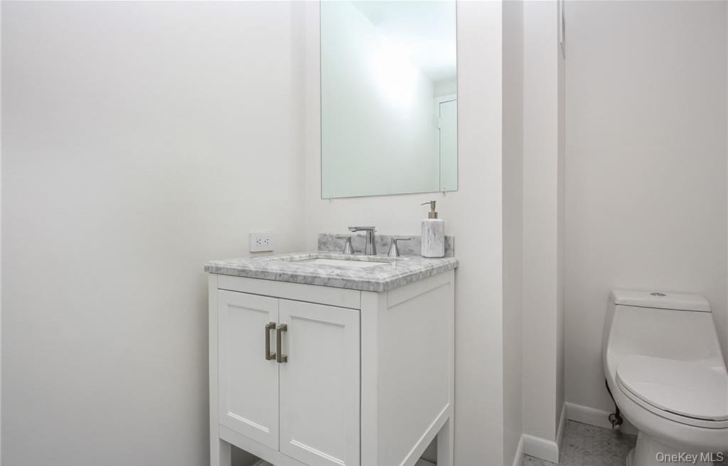 10 Cottage Place 11e Property Photo 19