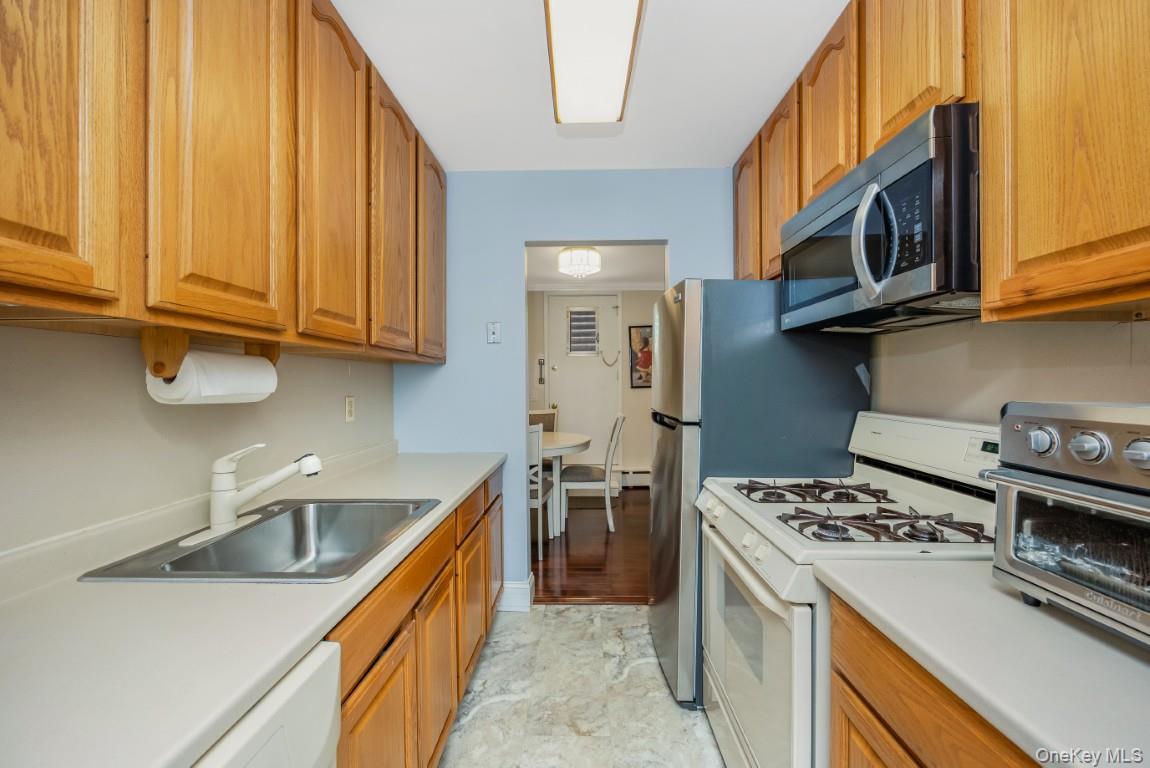 596 Broadway 15a Property Photo 8