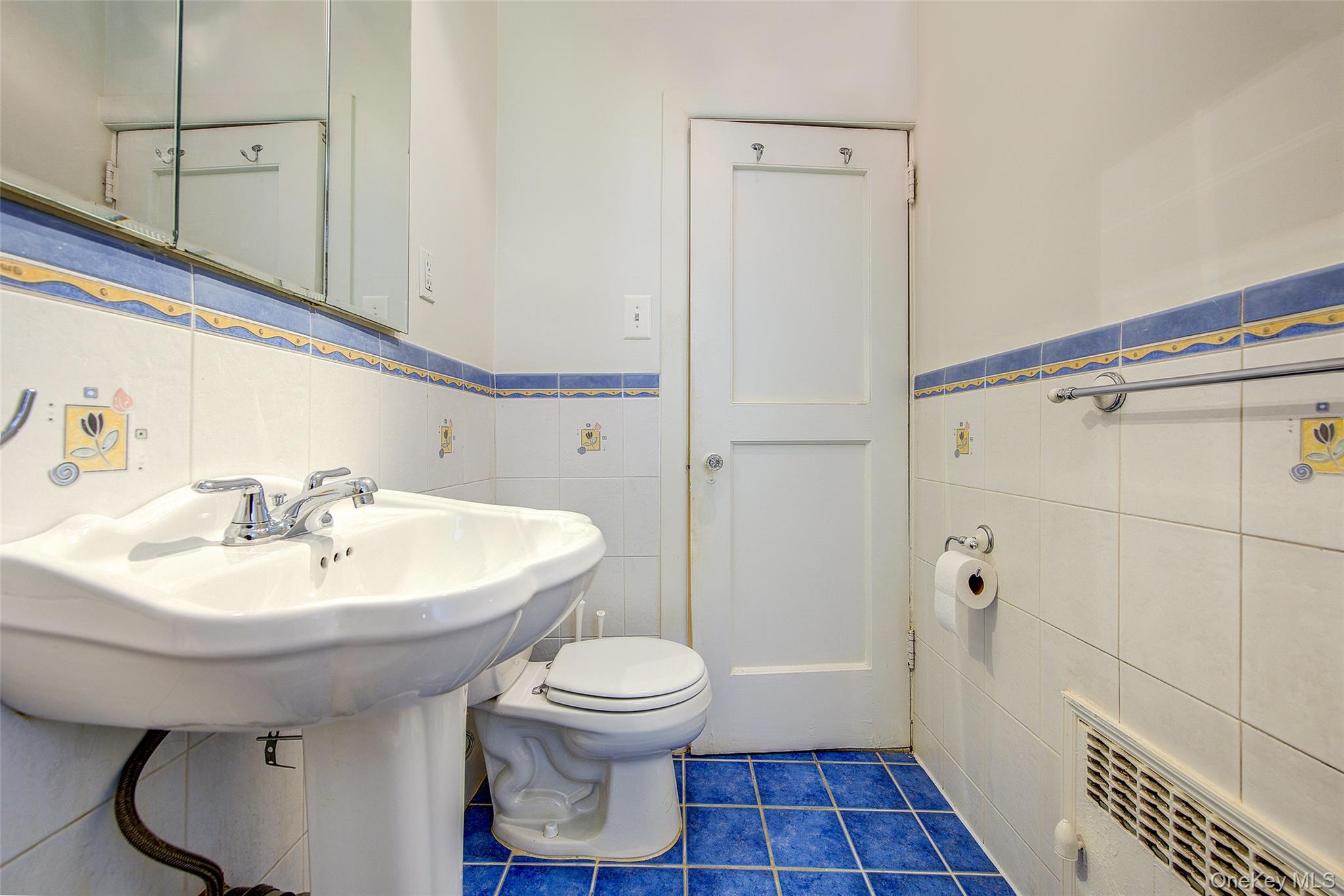 35-16 80th Street 3 Property Photo 15