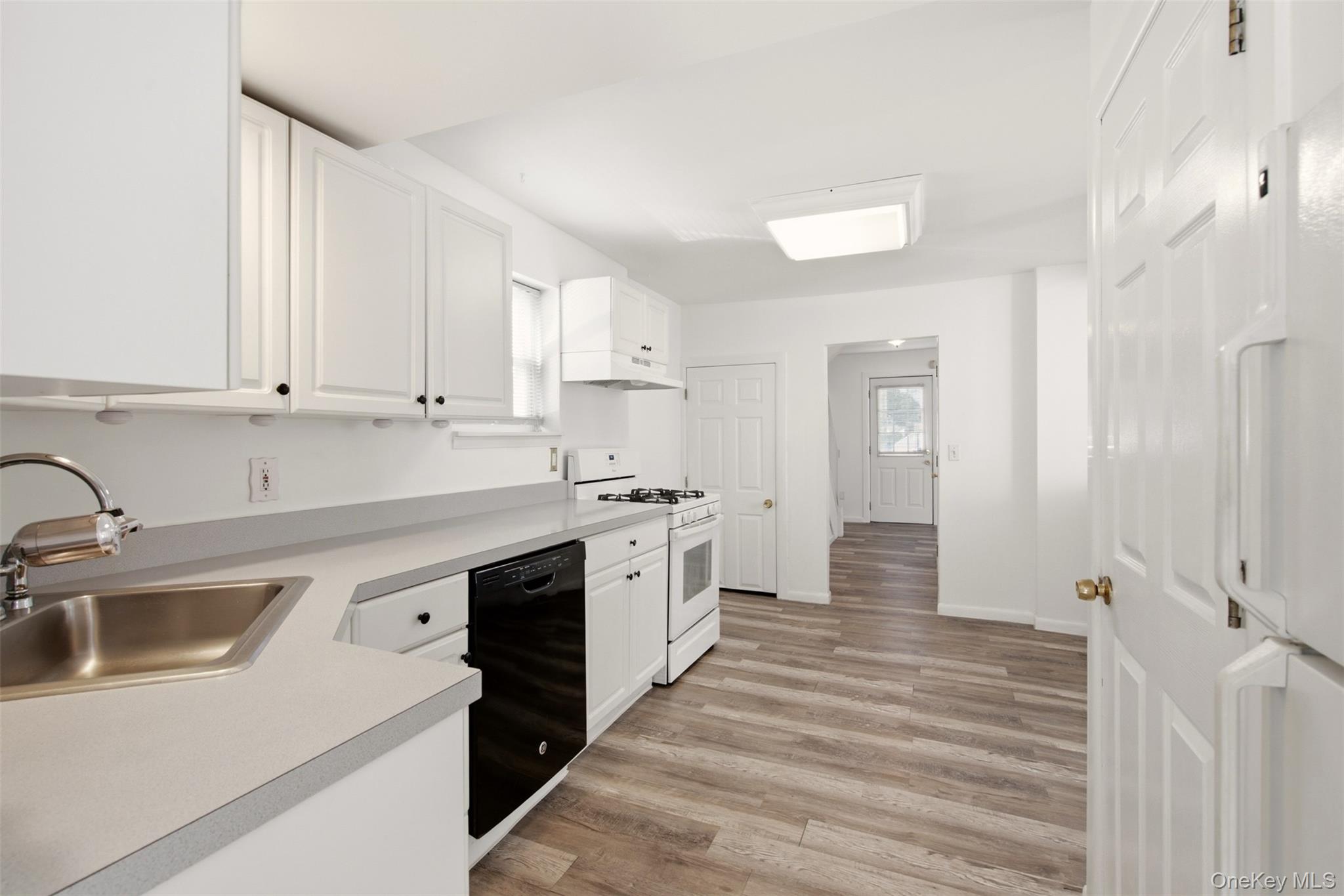 237 Fulton Street Property Photo 14