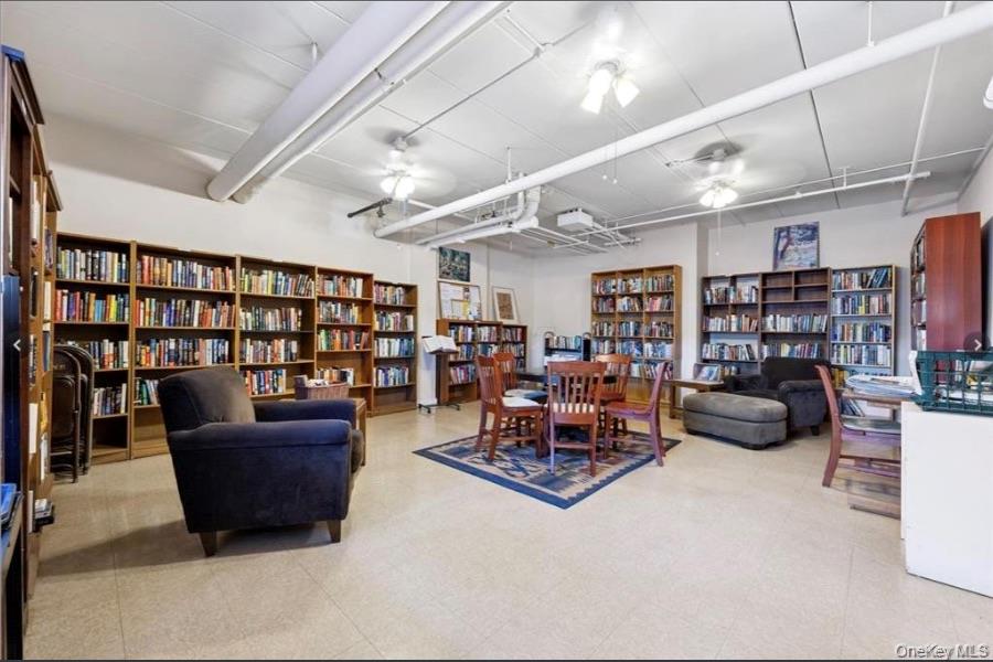 1085 Warburton Avenue 120 Property Photo 10