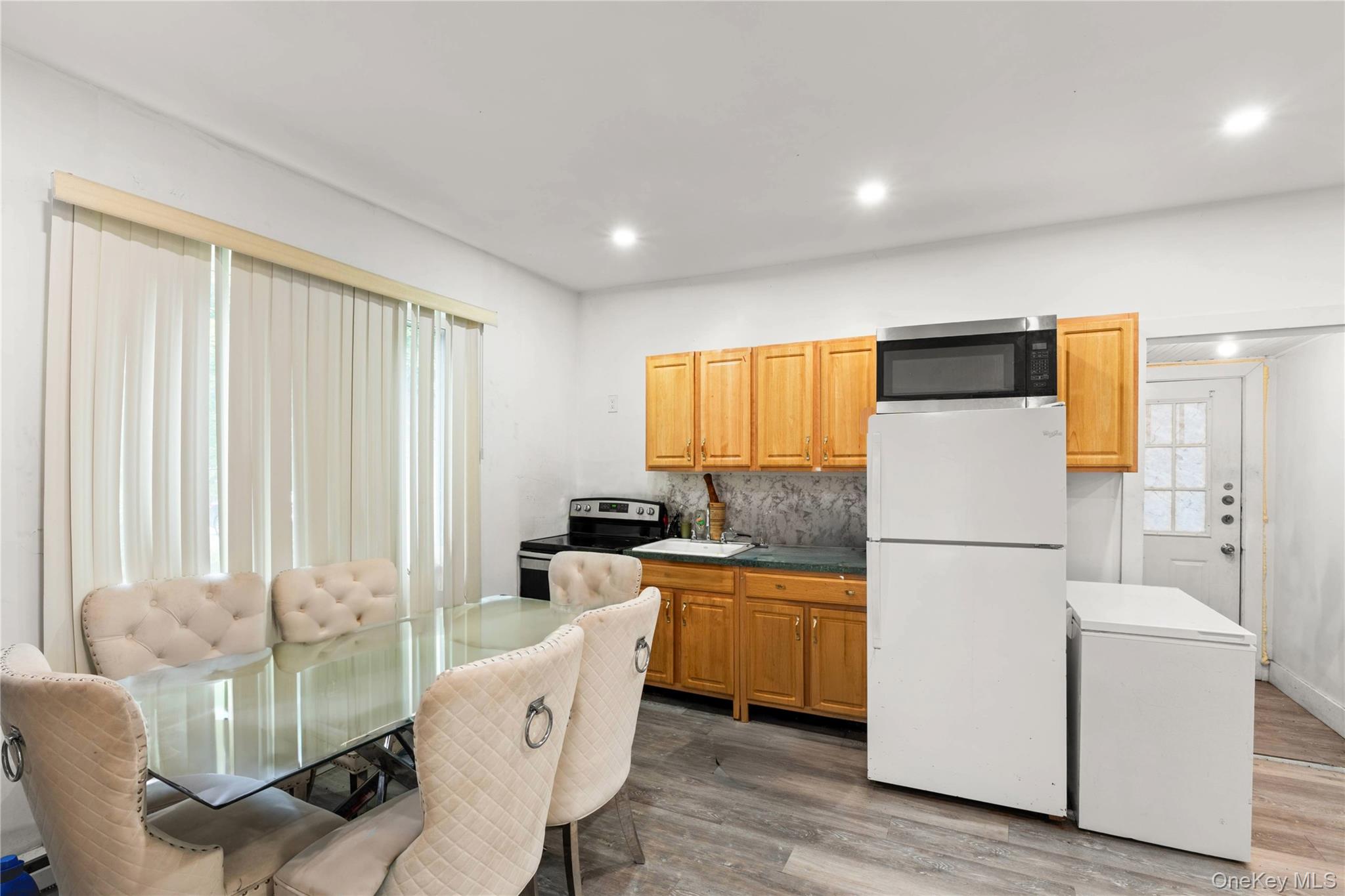 27 Prince Street Property Photo 5
