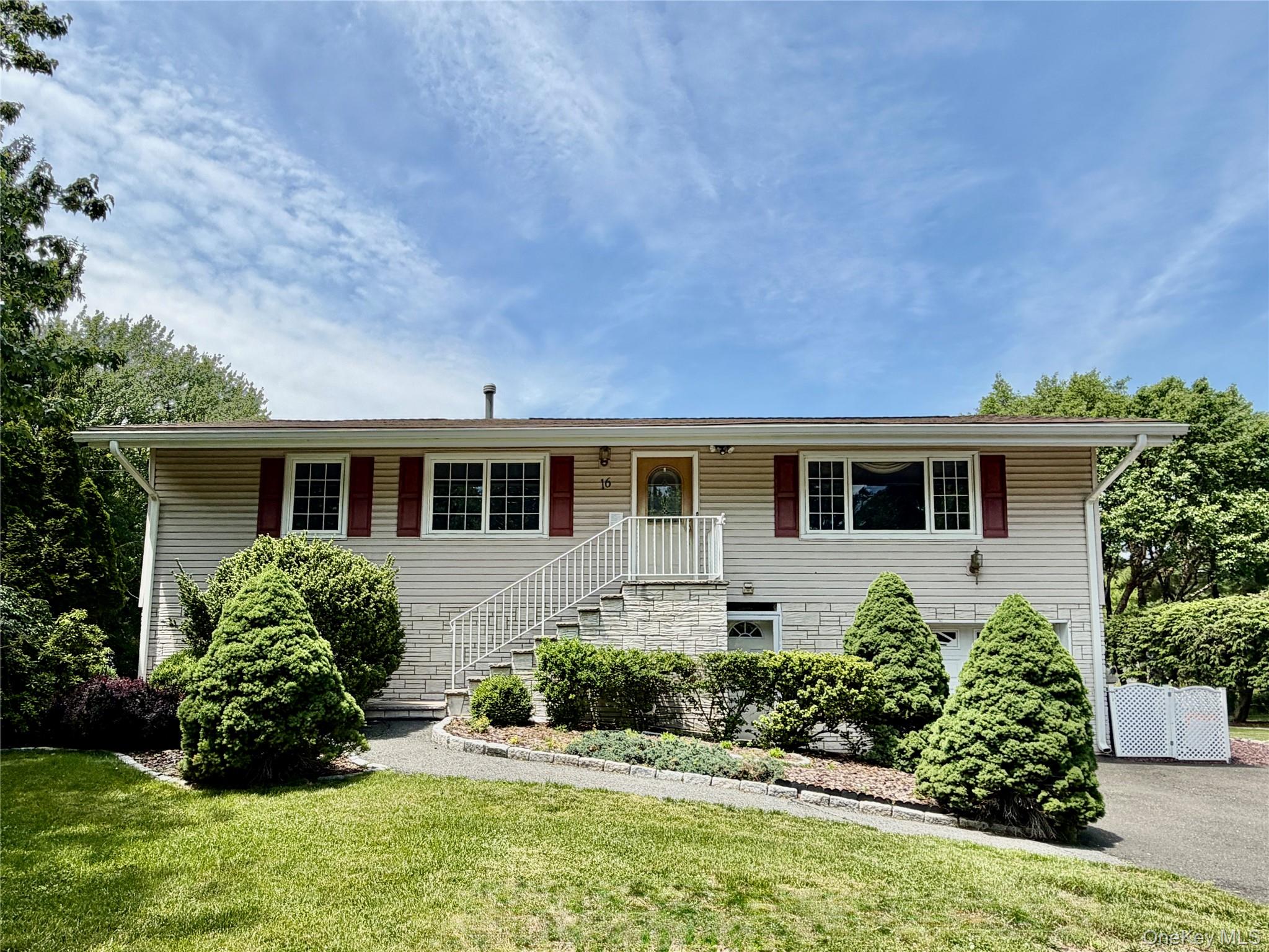 16 Sparkill Avenue Property Photo 1