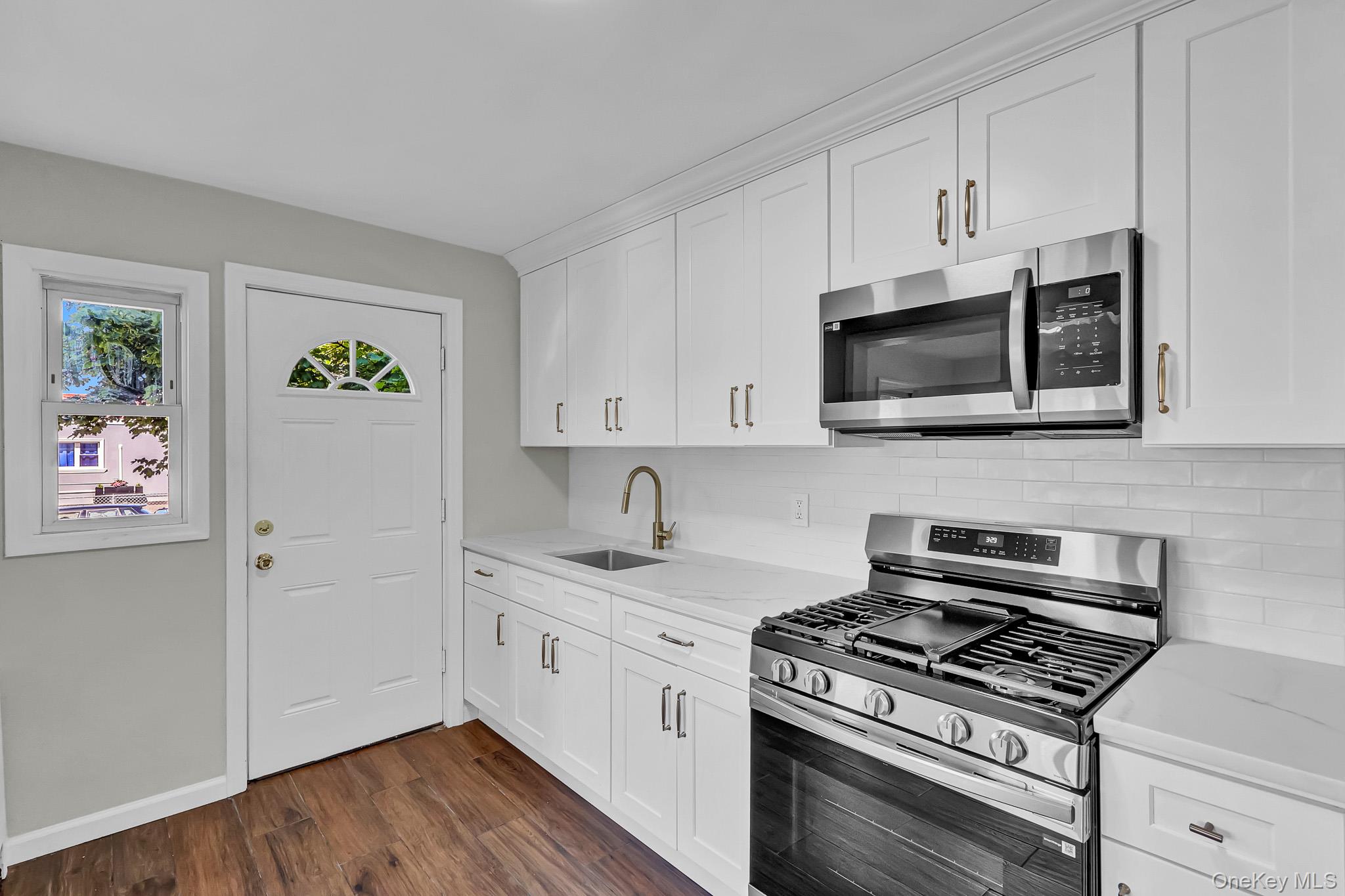 863 Prospect Avenue Property Photo 7