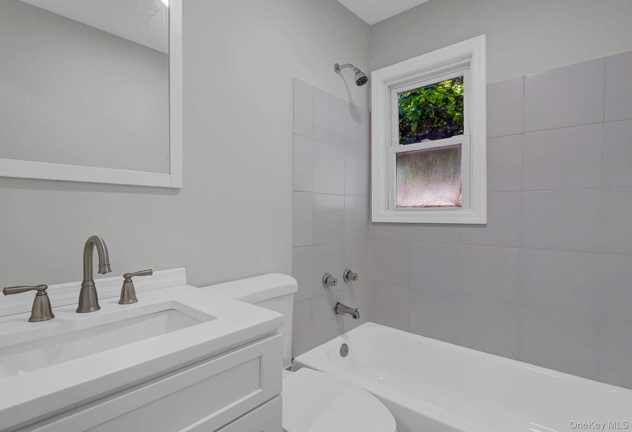 863 Prospect Avenue Property Photo 12