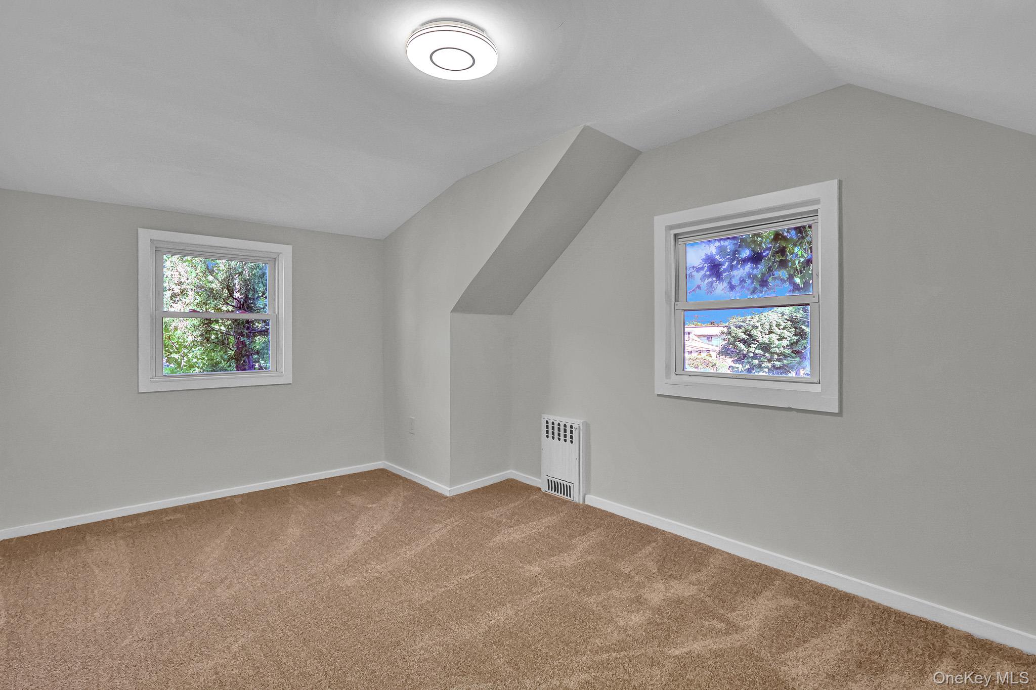 863 Prospect Avenue Property Photo 20
