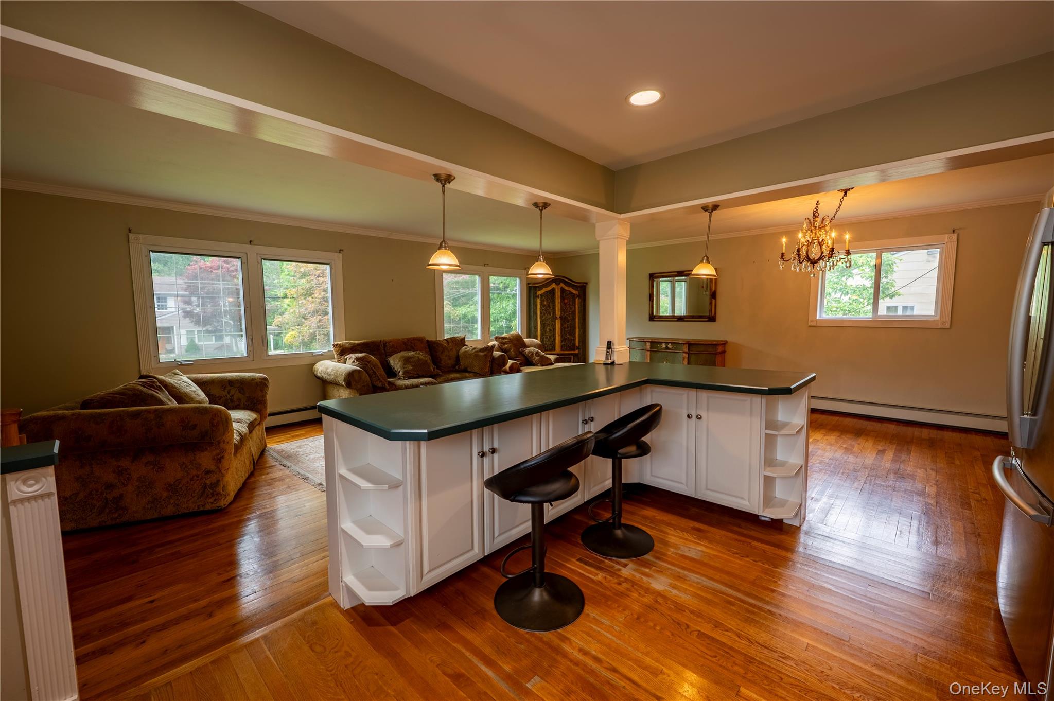 95 Haven Avenue Property Photo 4