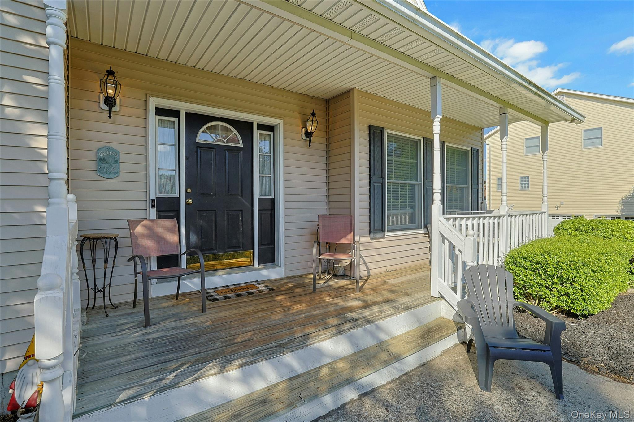6 Anton Court Property Photo 5