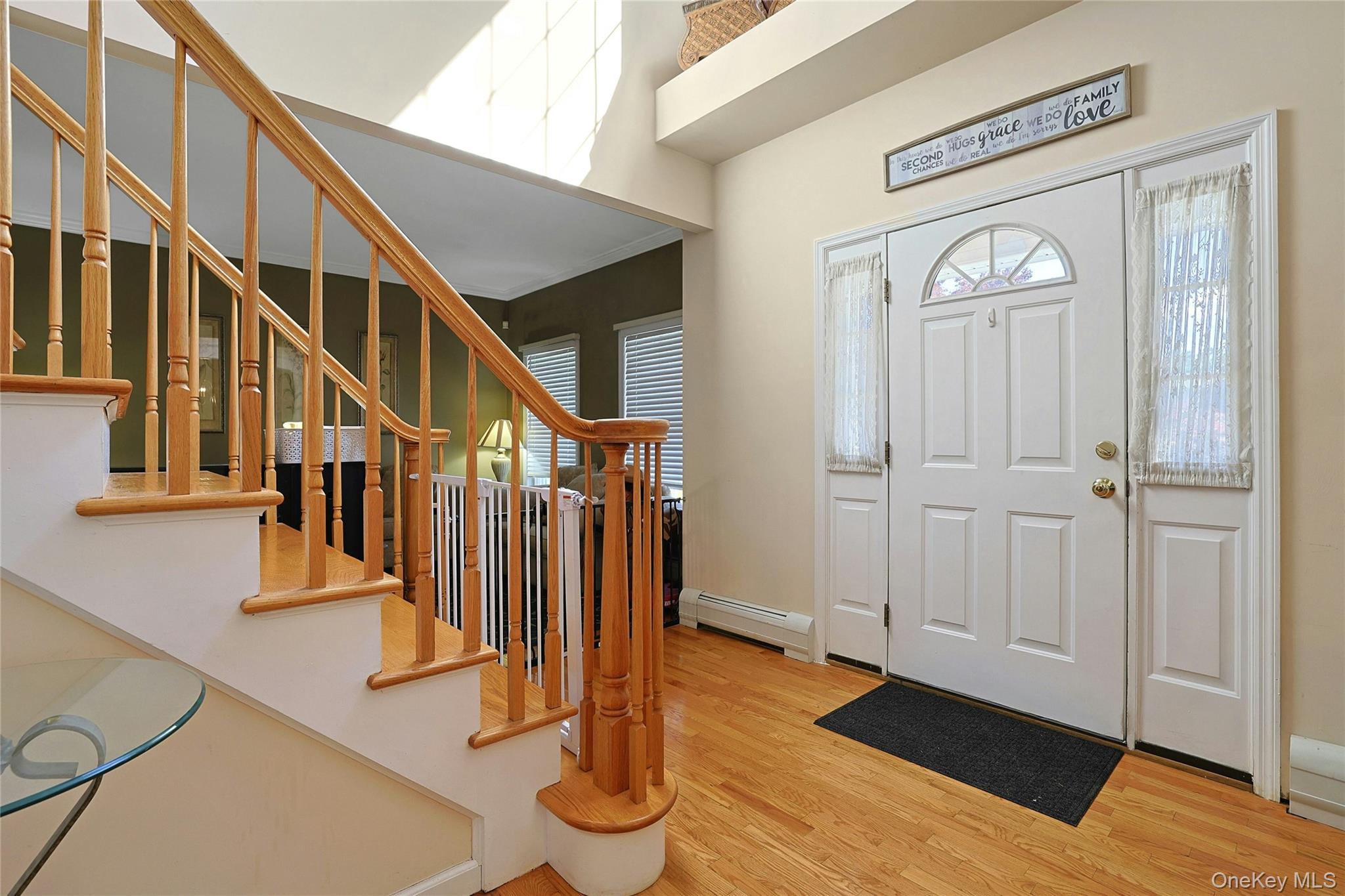 6 Anton Court Property Photo 6