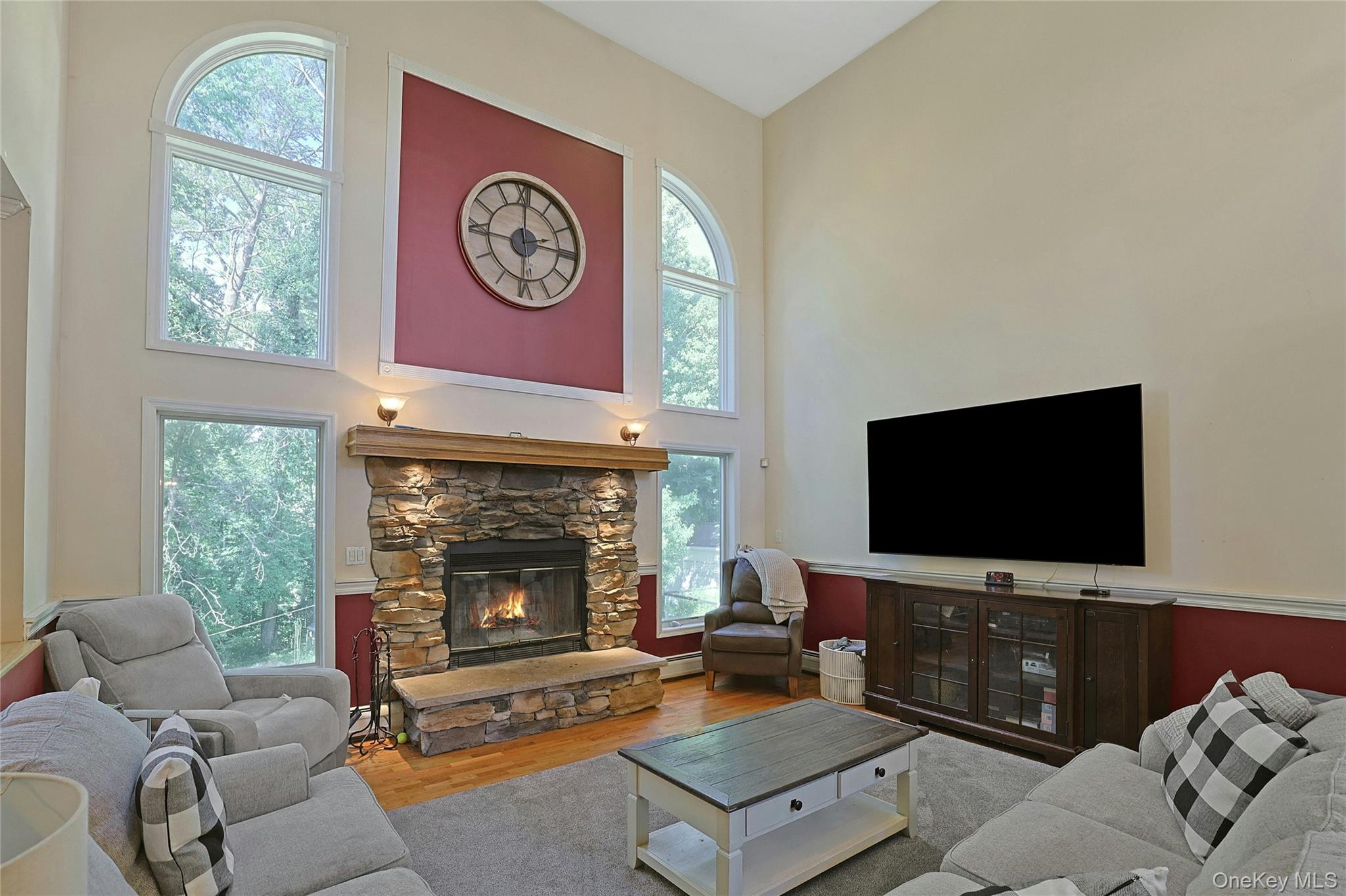 6 Anton Court Property Photo 20