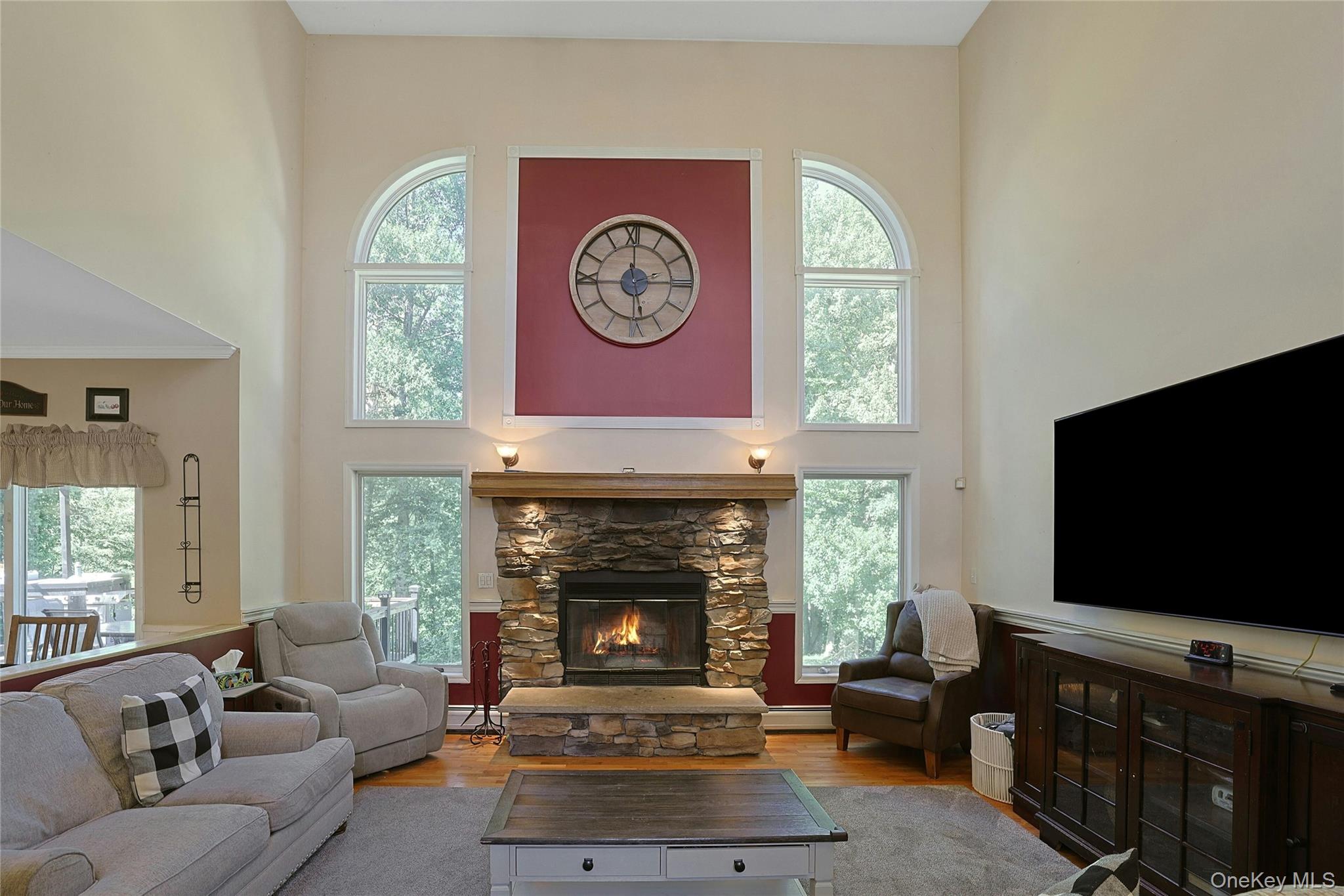 6 Anton Court Property Photo 21