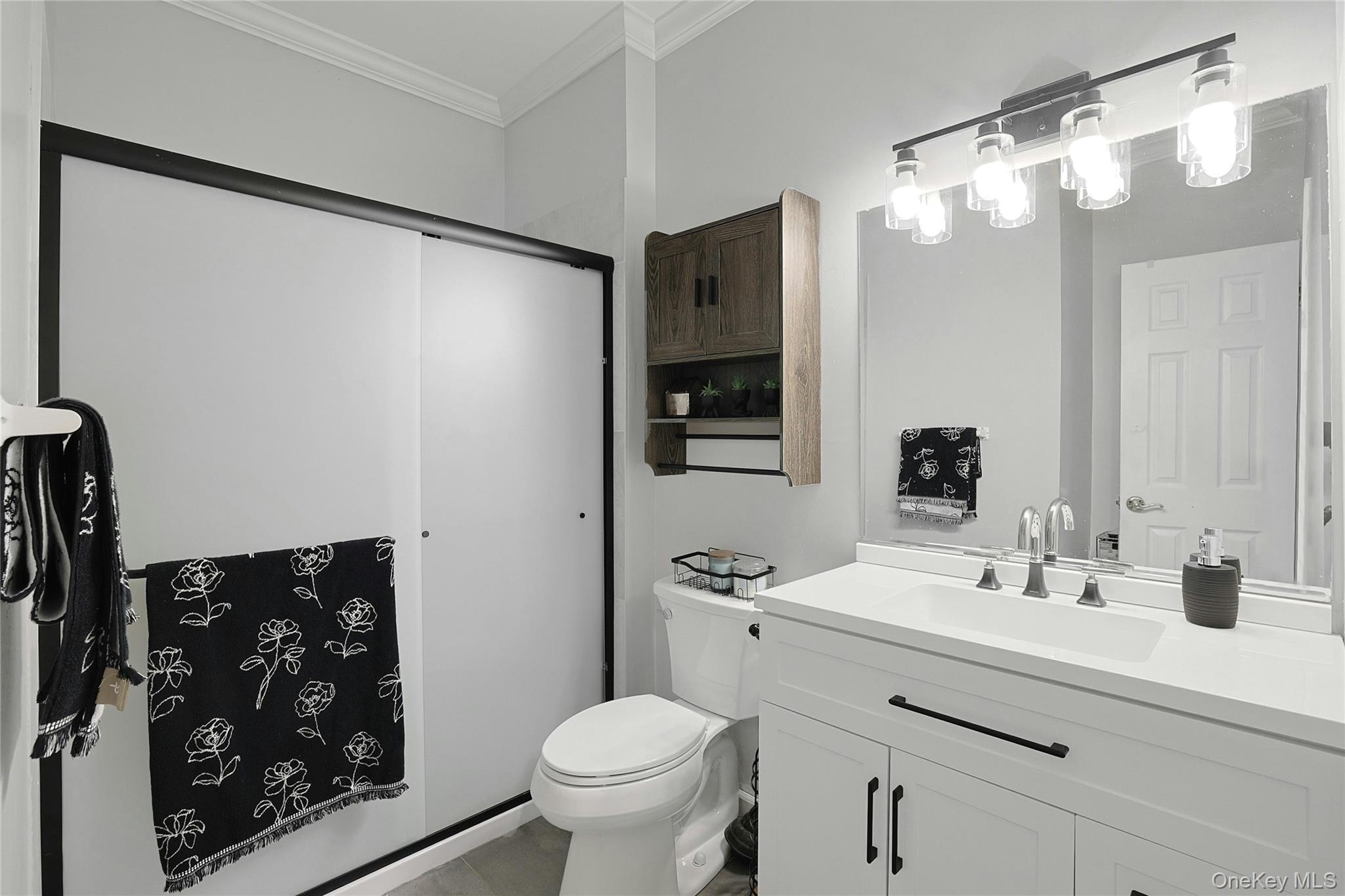 6 Anton Court Property Photo 24