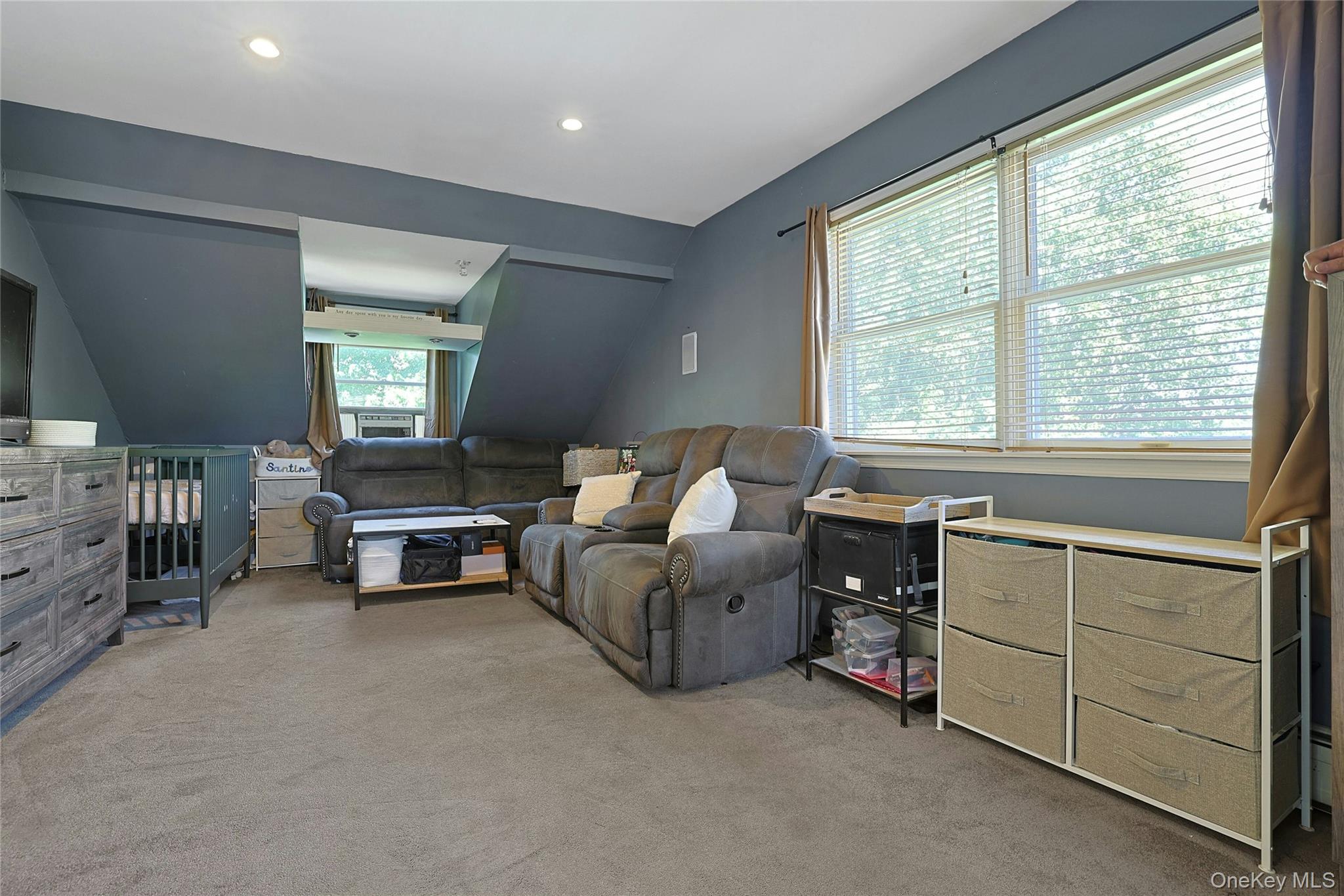 6 Anton Court Property Photo 27