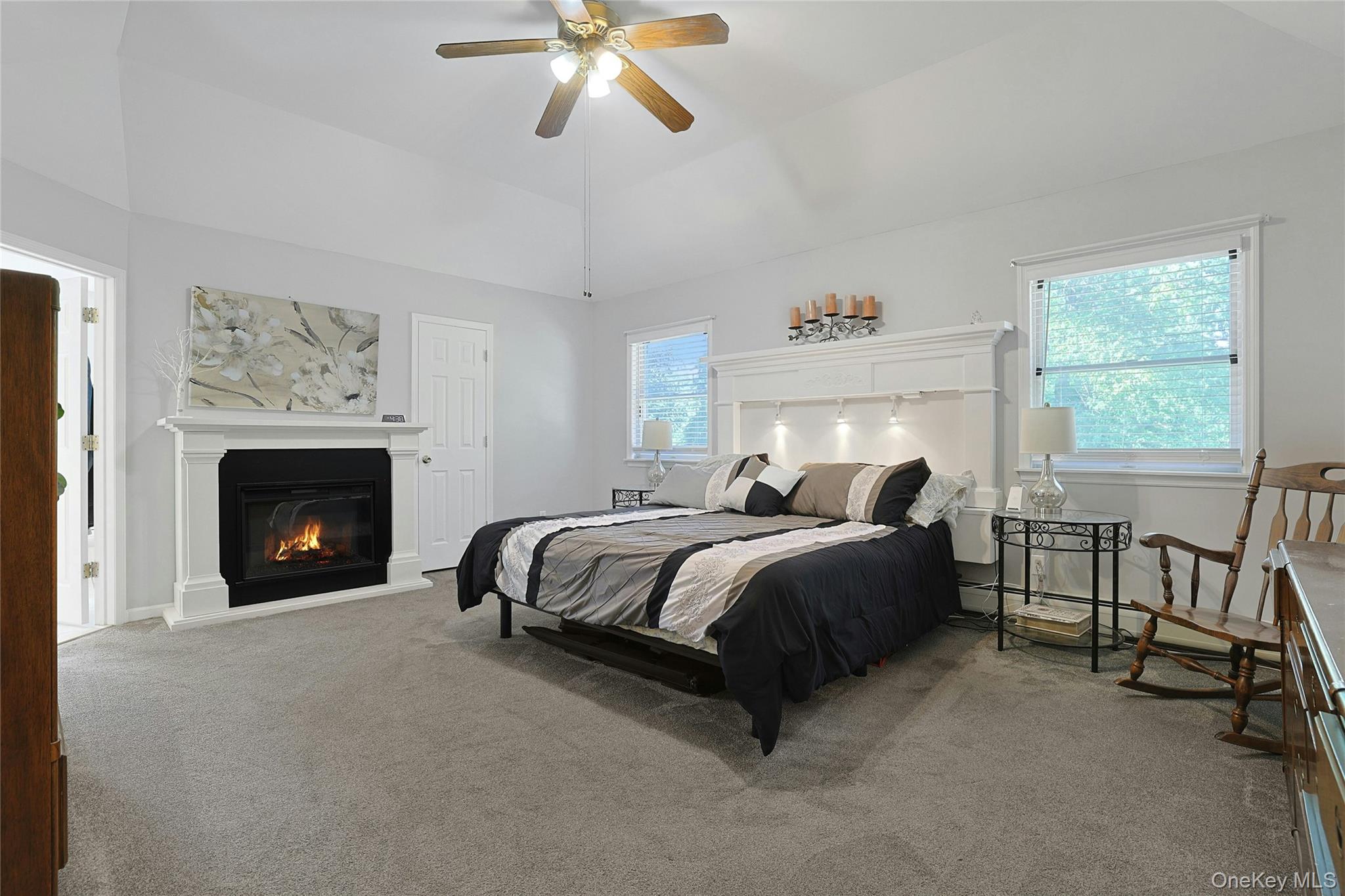 6 Anton Court Property Photo 29