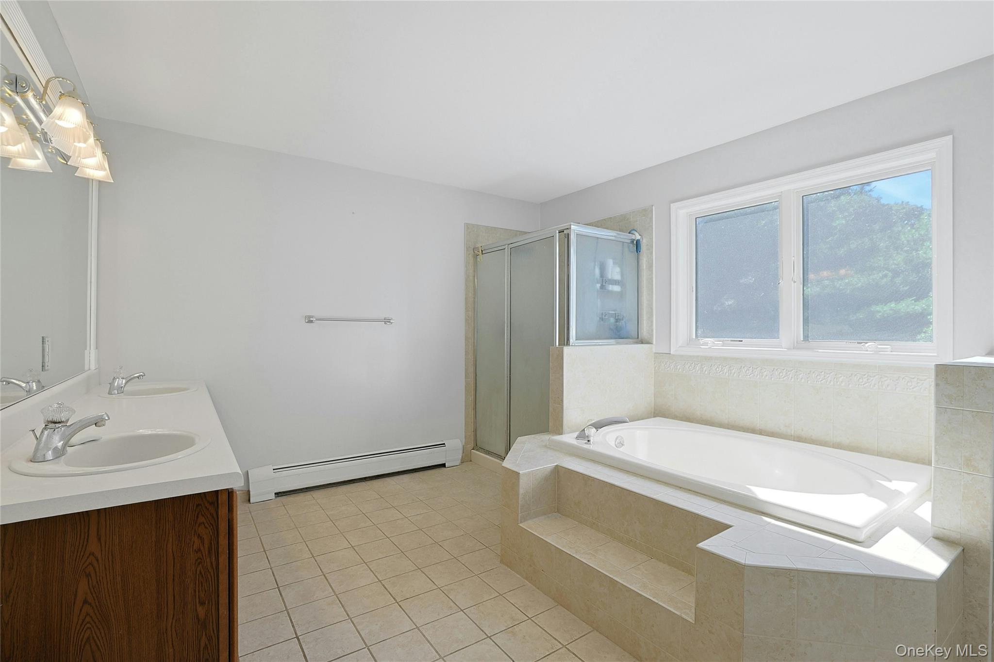 6 Anton Court Property Photo 30