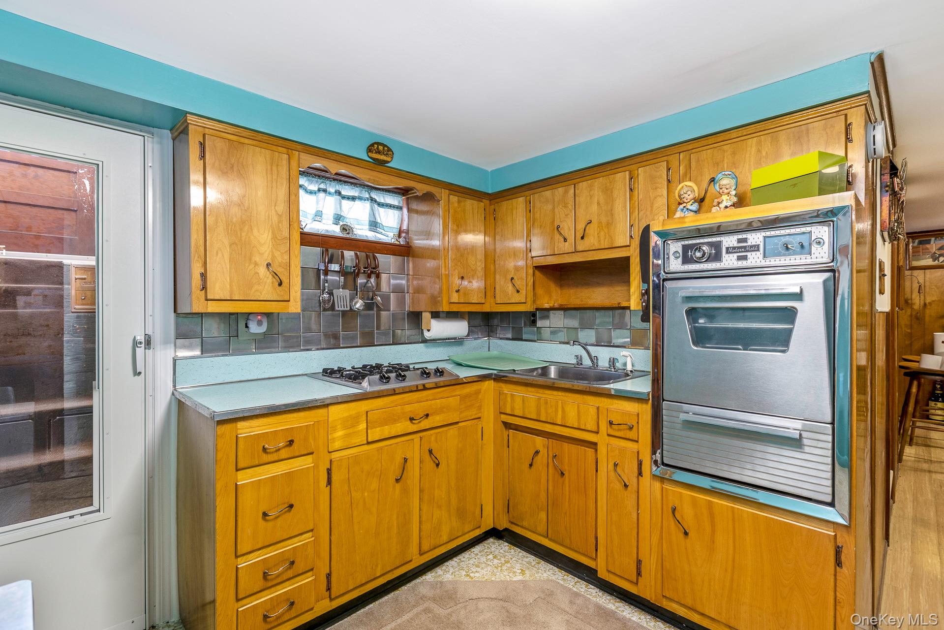 276 Parkway Drive Property Photo 30