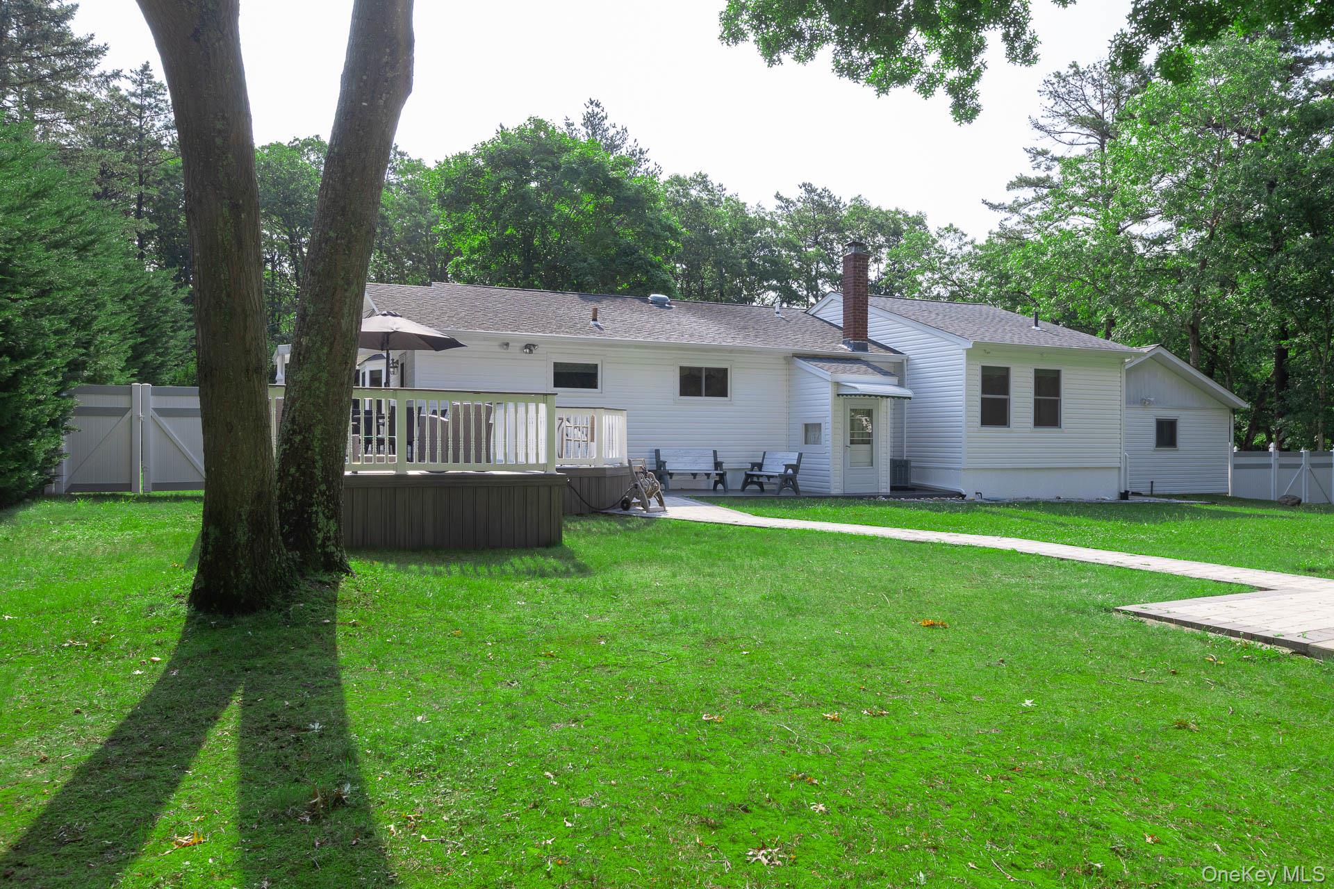 276 Parkway Drive Property Photo 37
