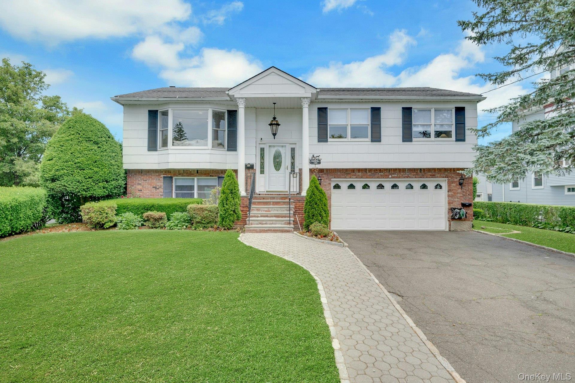 100 Neptune Avenue Property Photo 1