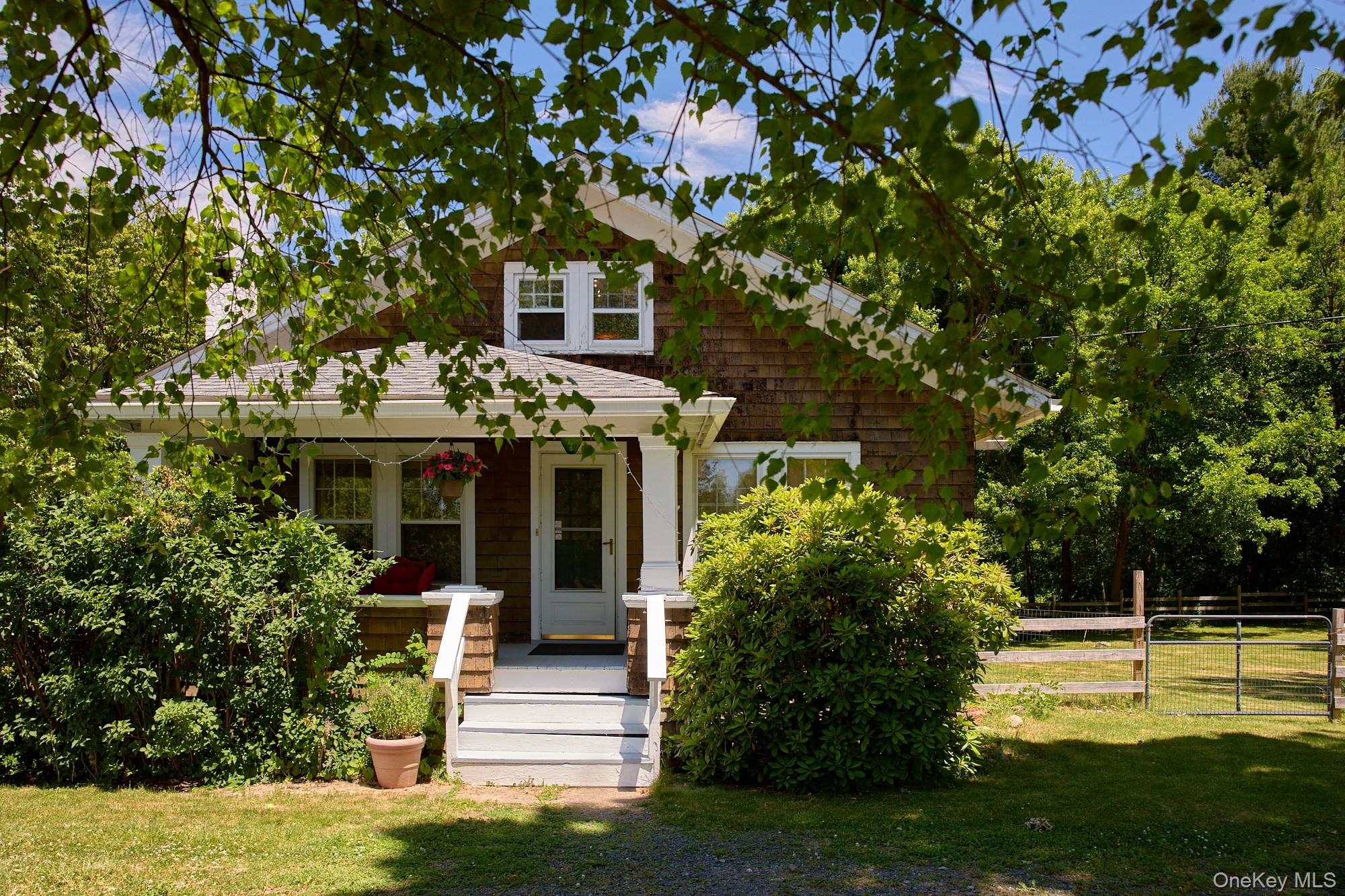 75 Brookside Road Property Photo 2
