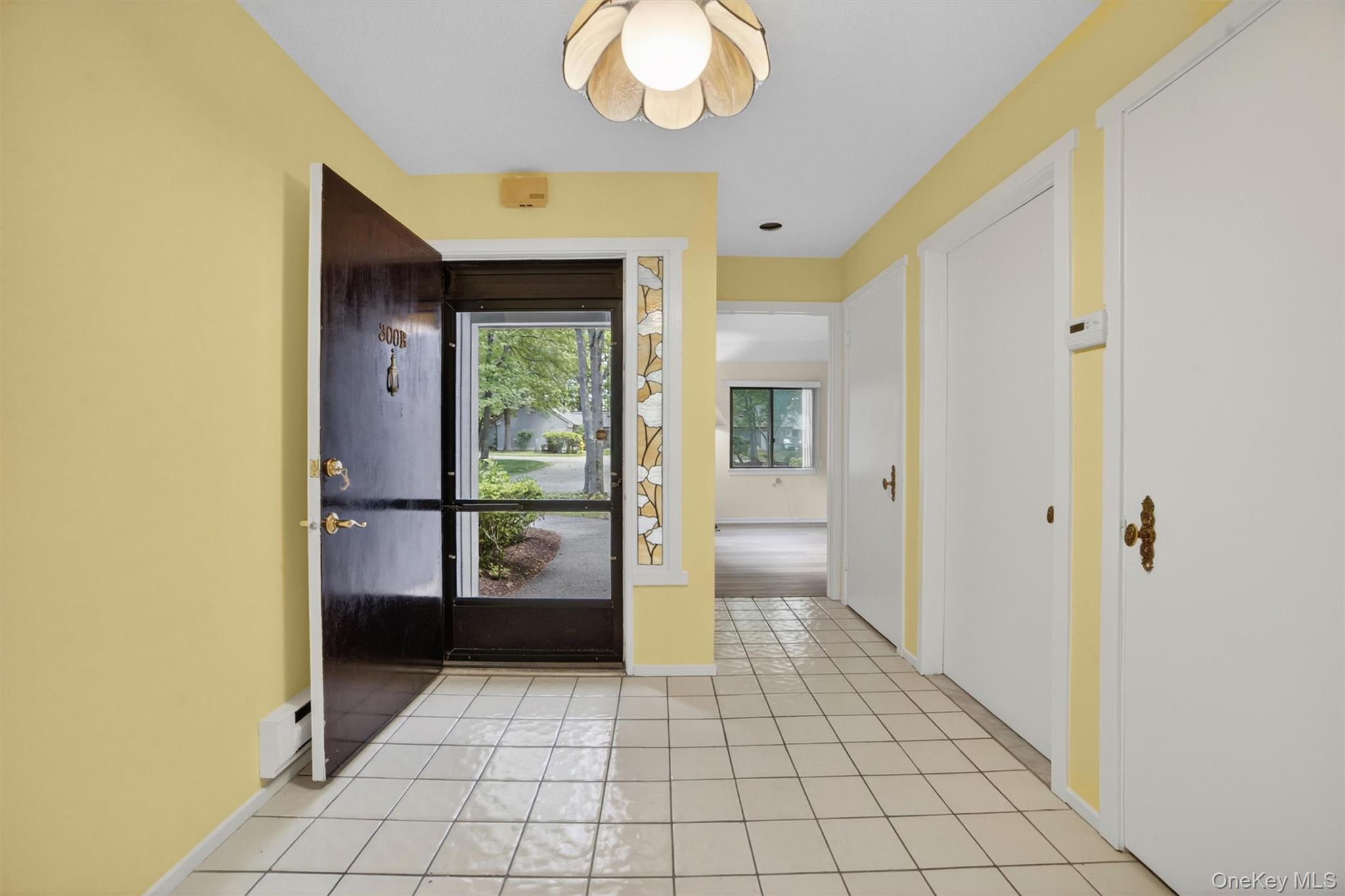 300 Heritage Hills B Property Photo 6