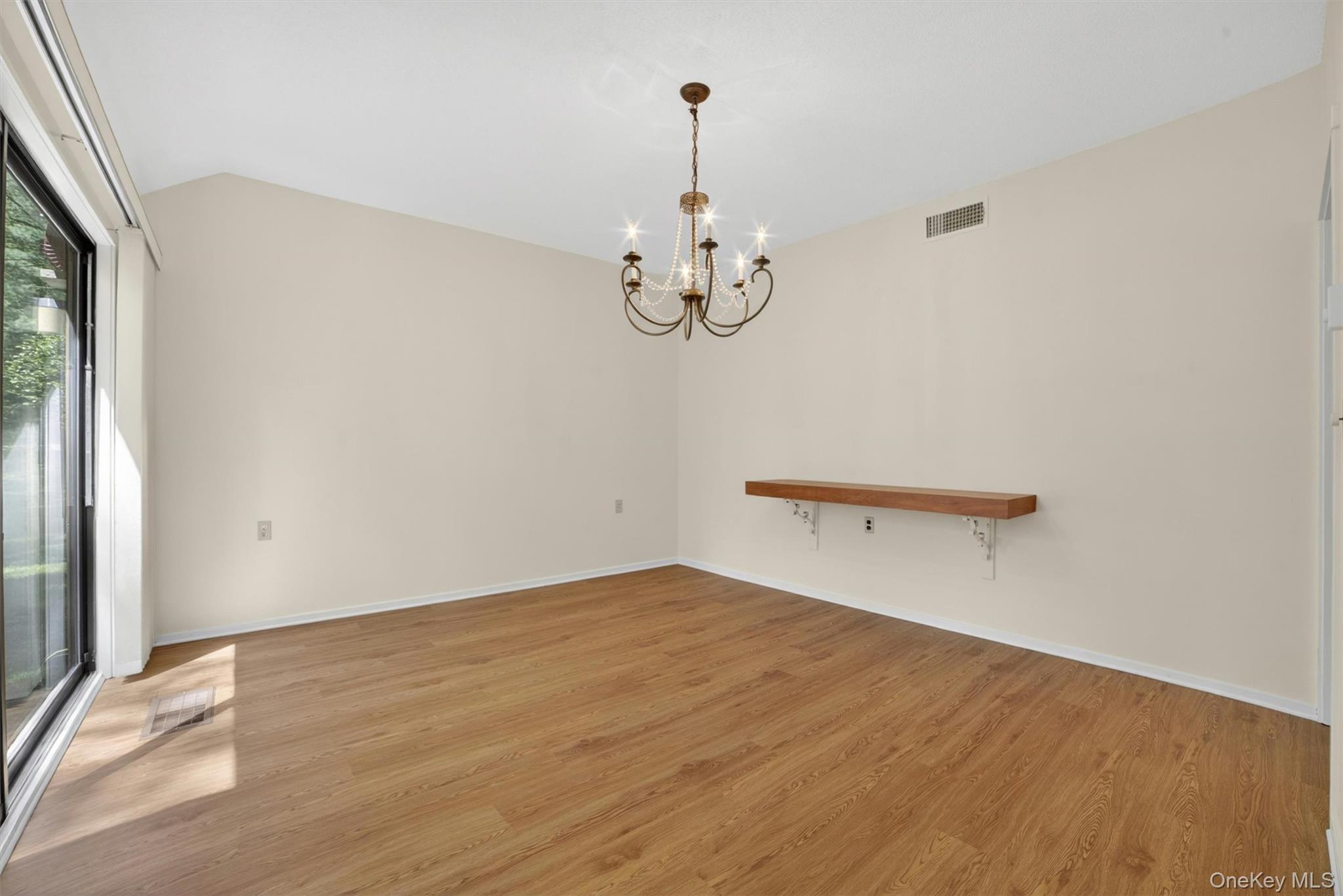 300 Heritage Hills B Property Photo 13