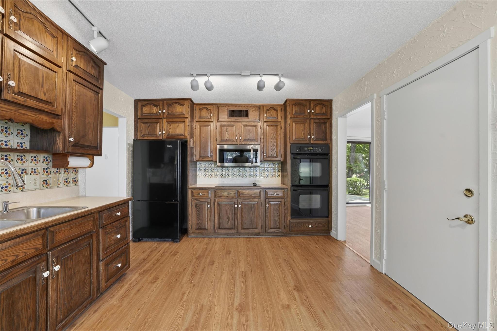 300 Heritage Hills B Property Photo 15