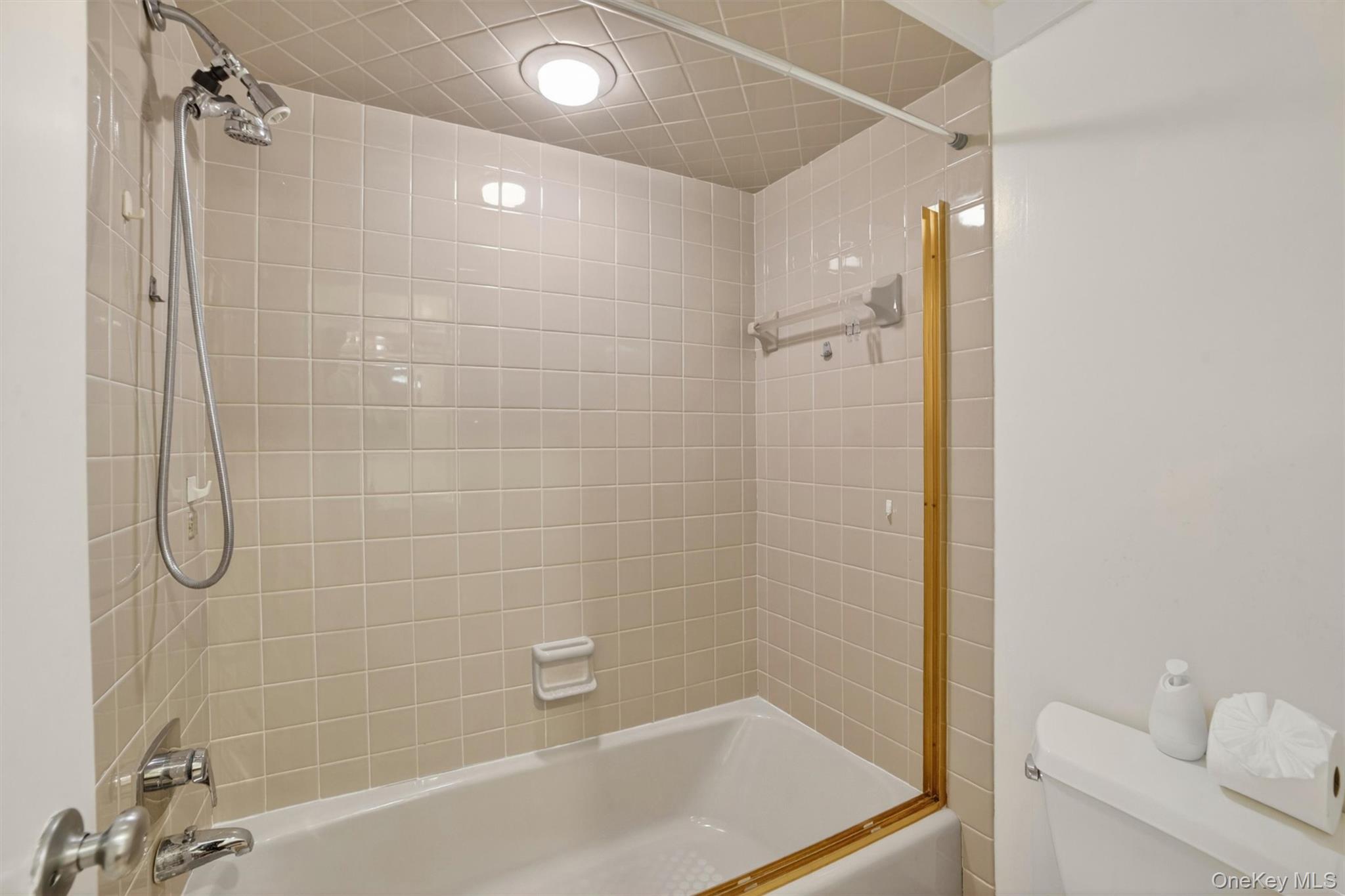 300 Heritage Hills B Property Photo 22