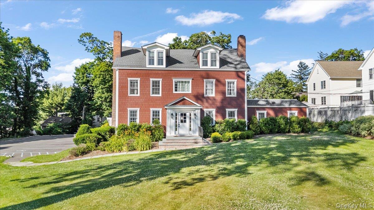 68 Nassau Road Property Photo 1
