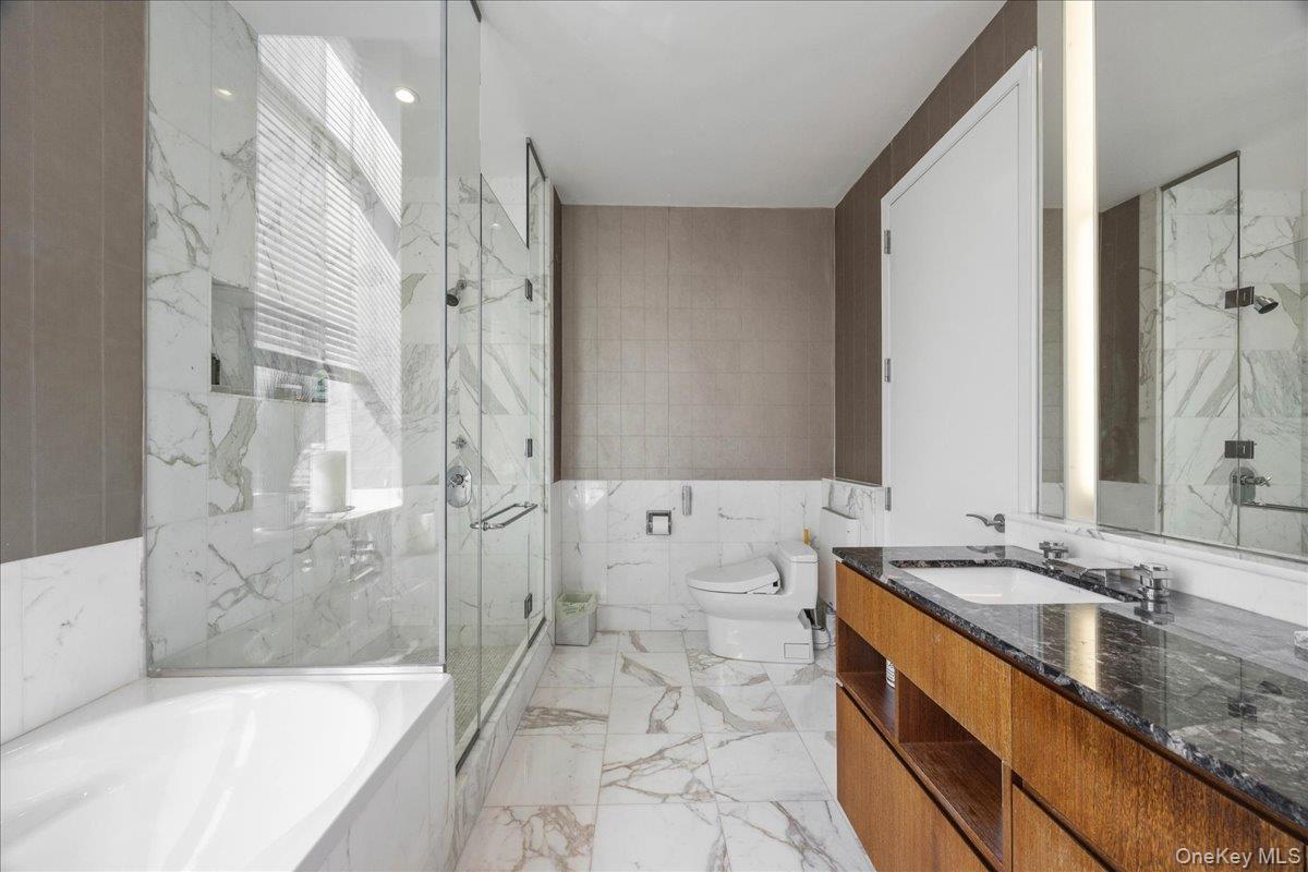 230 W 56th Street Phb Property Photo 16