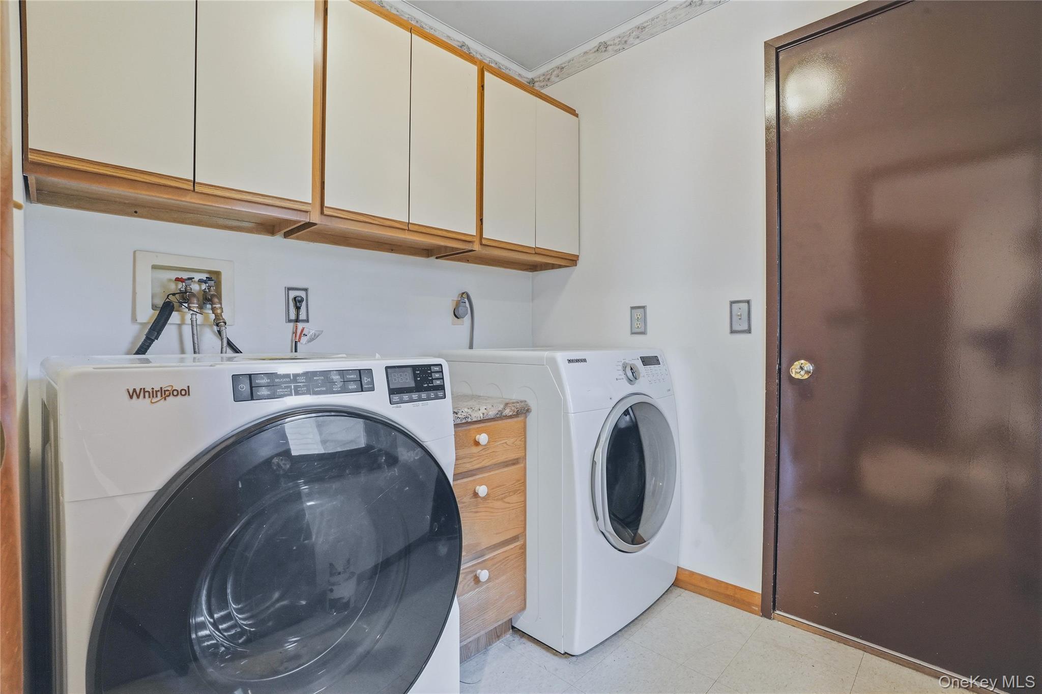 142 Ledge Road Property Photo 8
