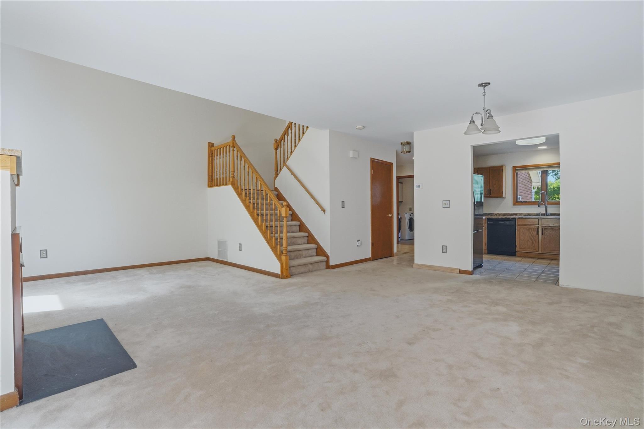 142 Ledge Road Property Photo 10