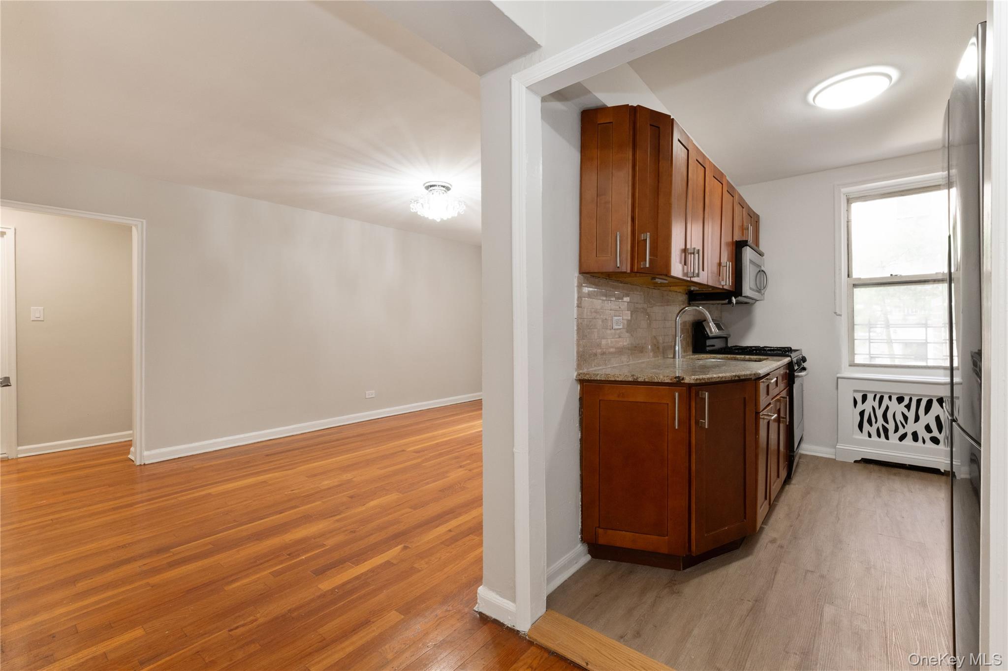 5610 Netherland Avenue 1a Property Photo 7