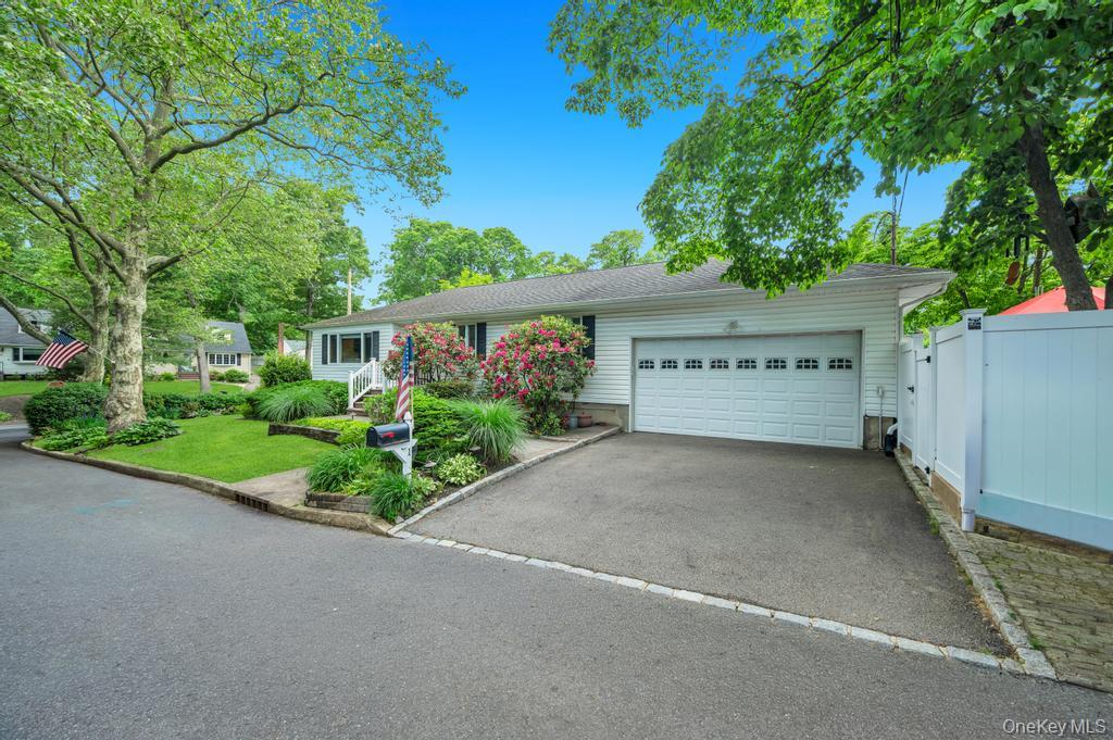 1 Pioneer Boulevard Property Photo 3