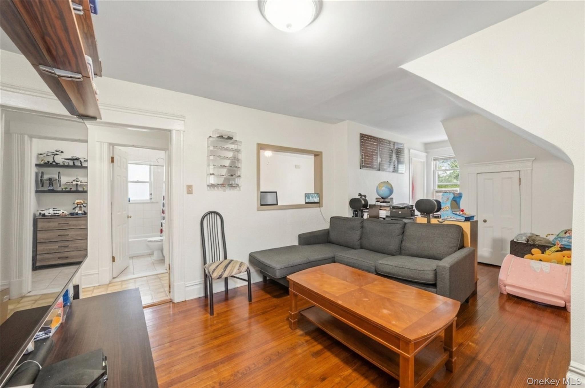 541 N High Street Property Photo 11