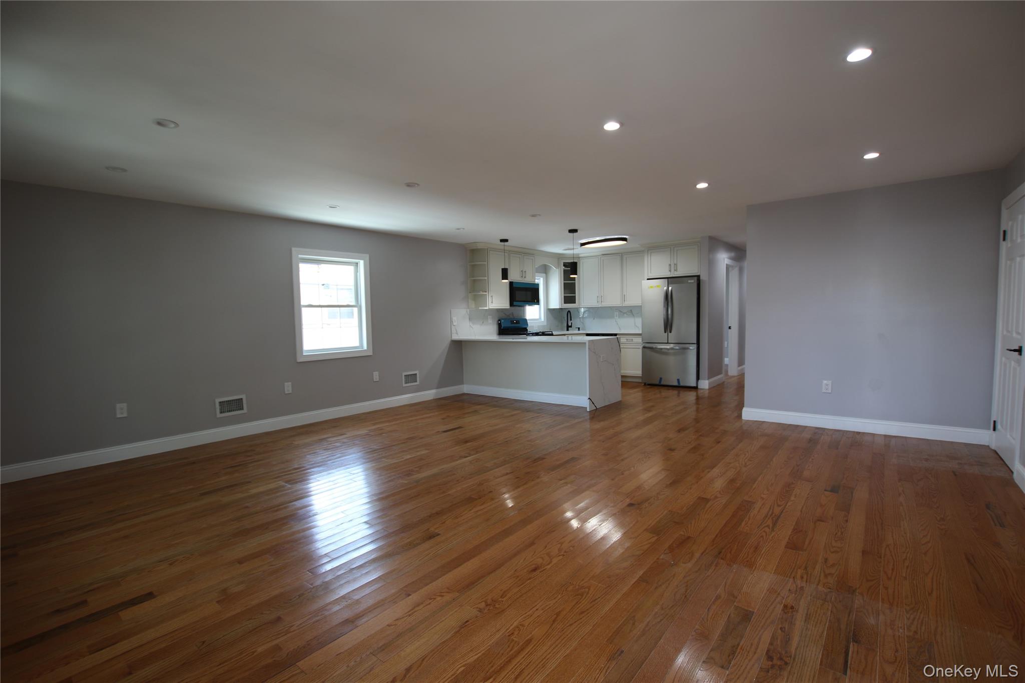 18112 145th Avenue Property Photo 8