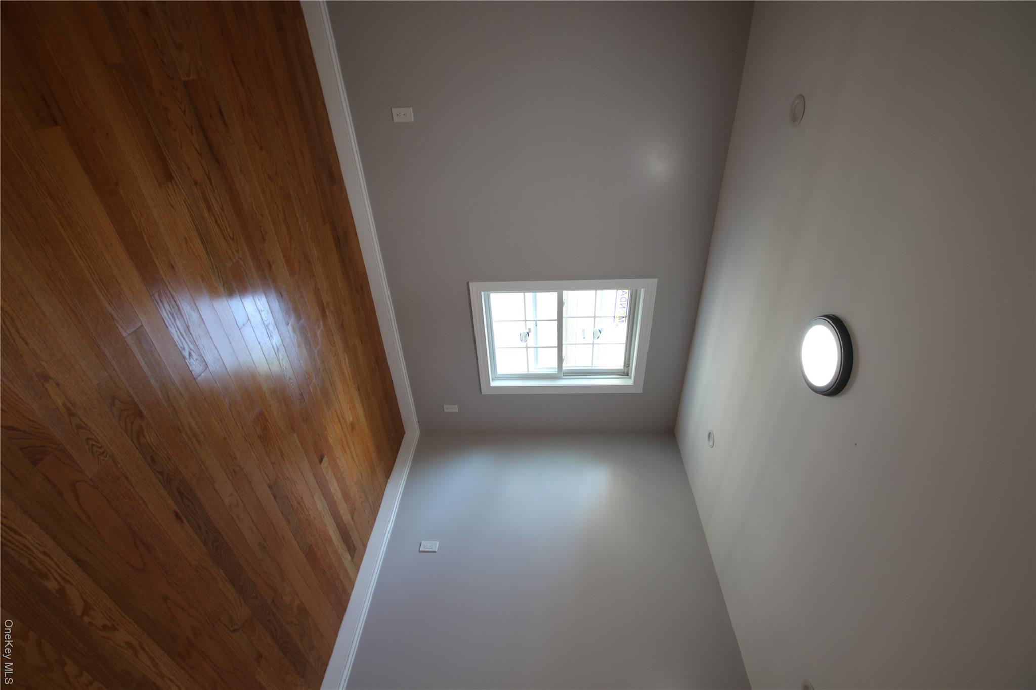 18112 145th Avenue Property Photo 15
