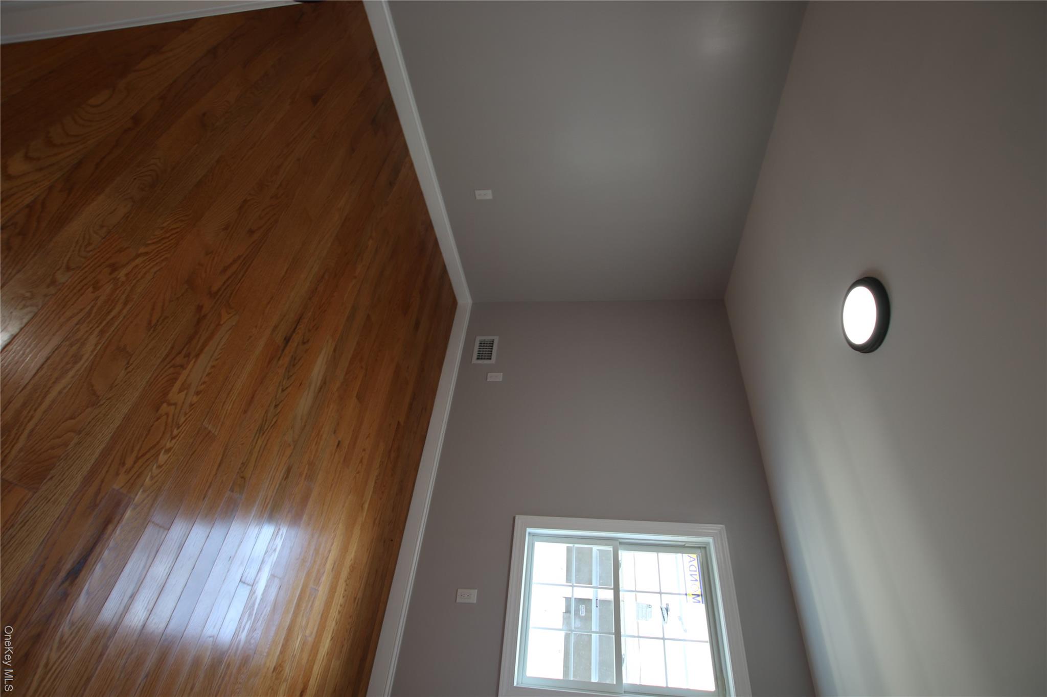 18112 145th Avenue Property Photo 17
