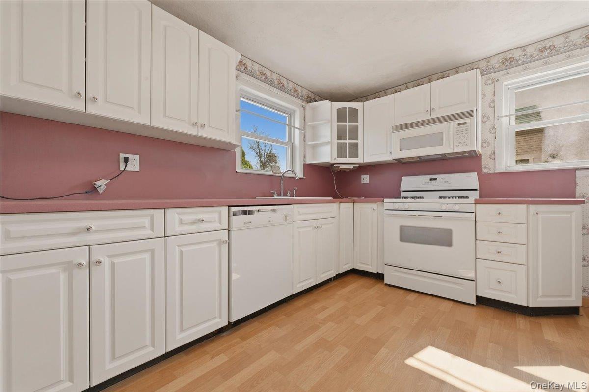 11 Moeller Street Property Photo 13