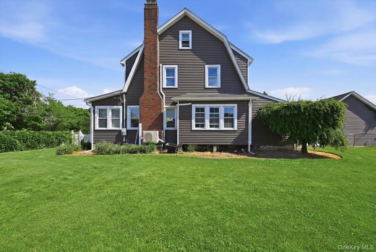 11 Moeller Street Property Photo 25
