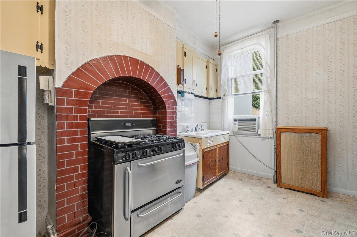 1622 Norman Street Property Photo 4