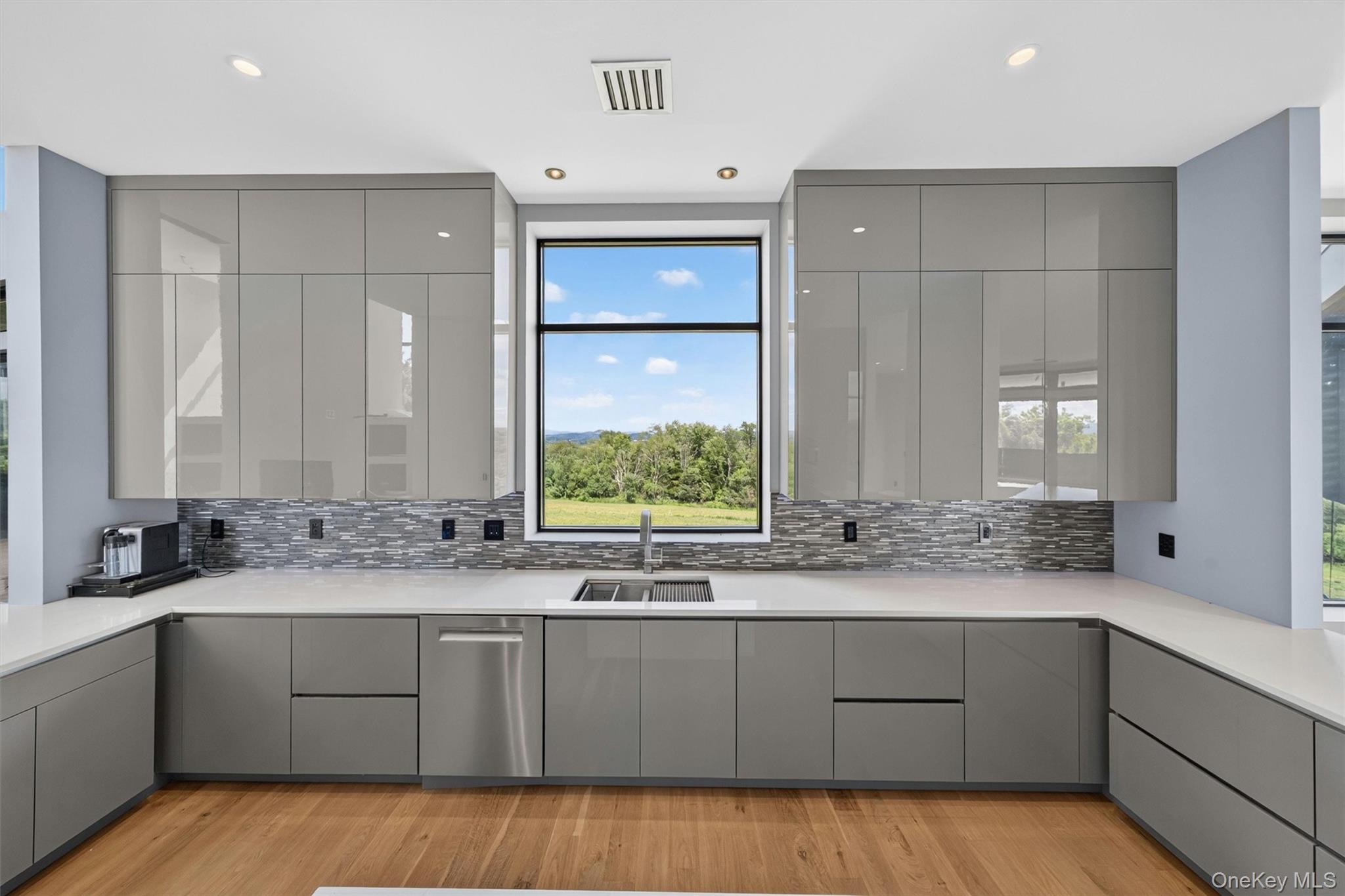 30 High Ridge Road Property Photo 14