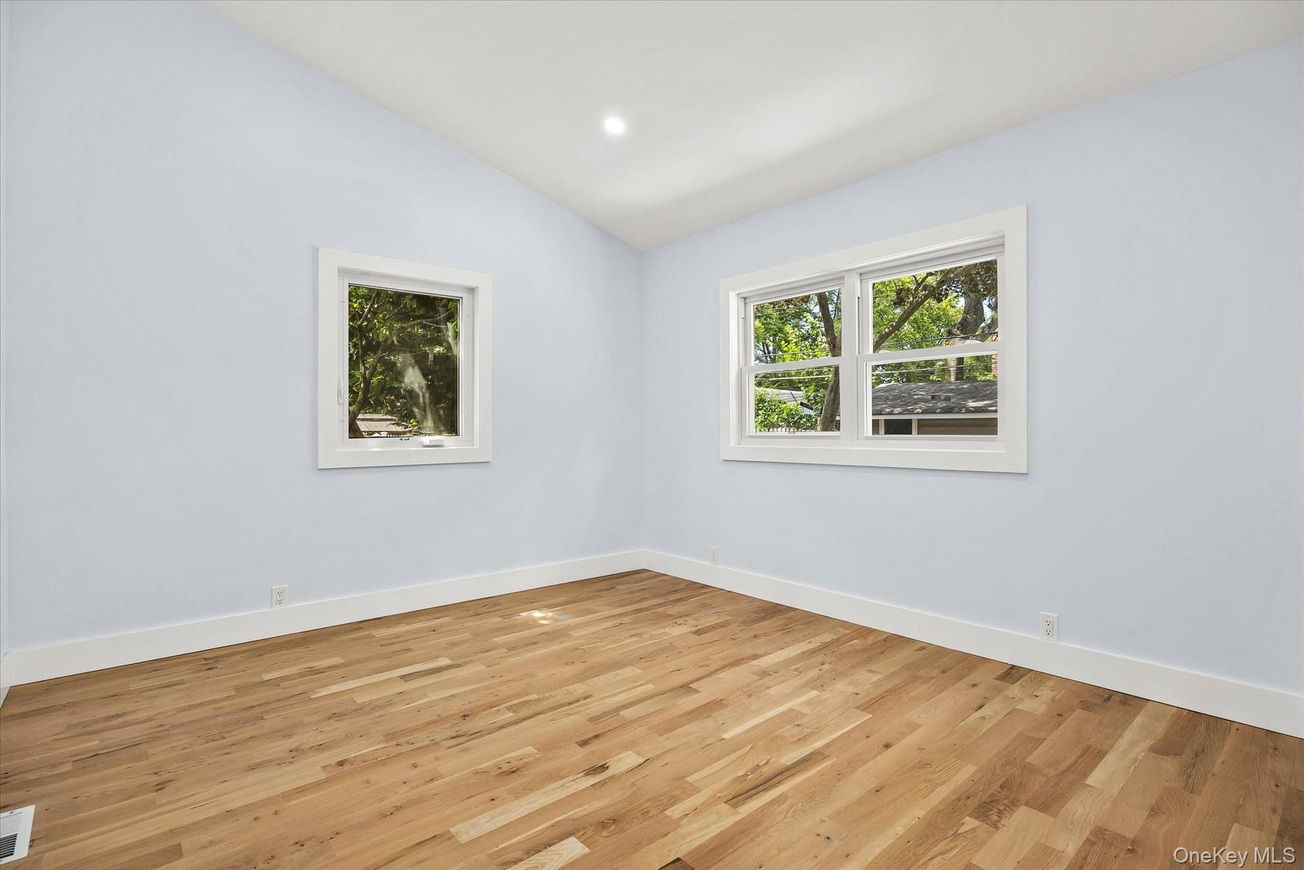 27 Circle Drive Property Photo 18