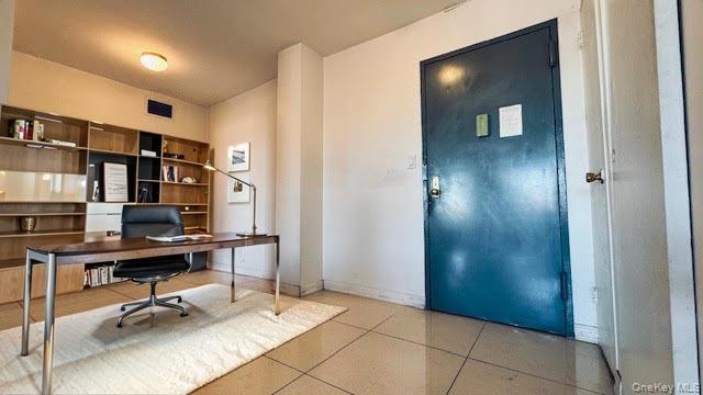 43-10 Kissena Boulevard 7j Property Photo 3