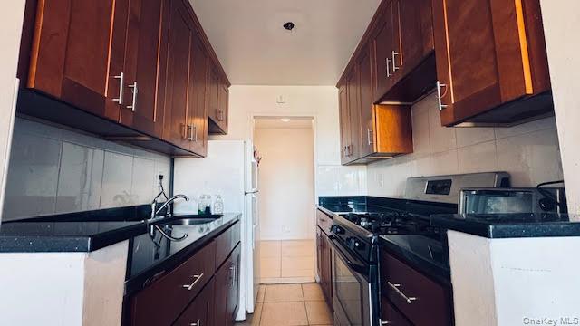 43-10 Kissena Boulevard 7j Property Photo 5