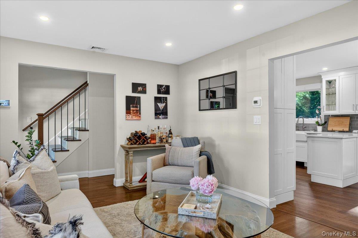 57 Hillside Avenue Property Photo 7