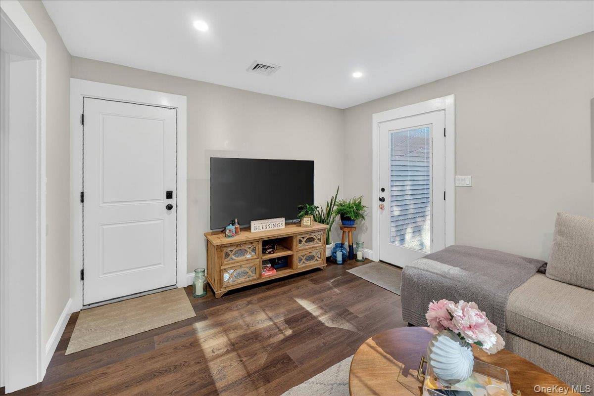 57 Hillside Avenue Property Photo 16