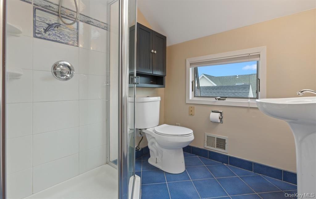 254 Arthur Street Property Photo 12