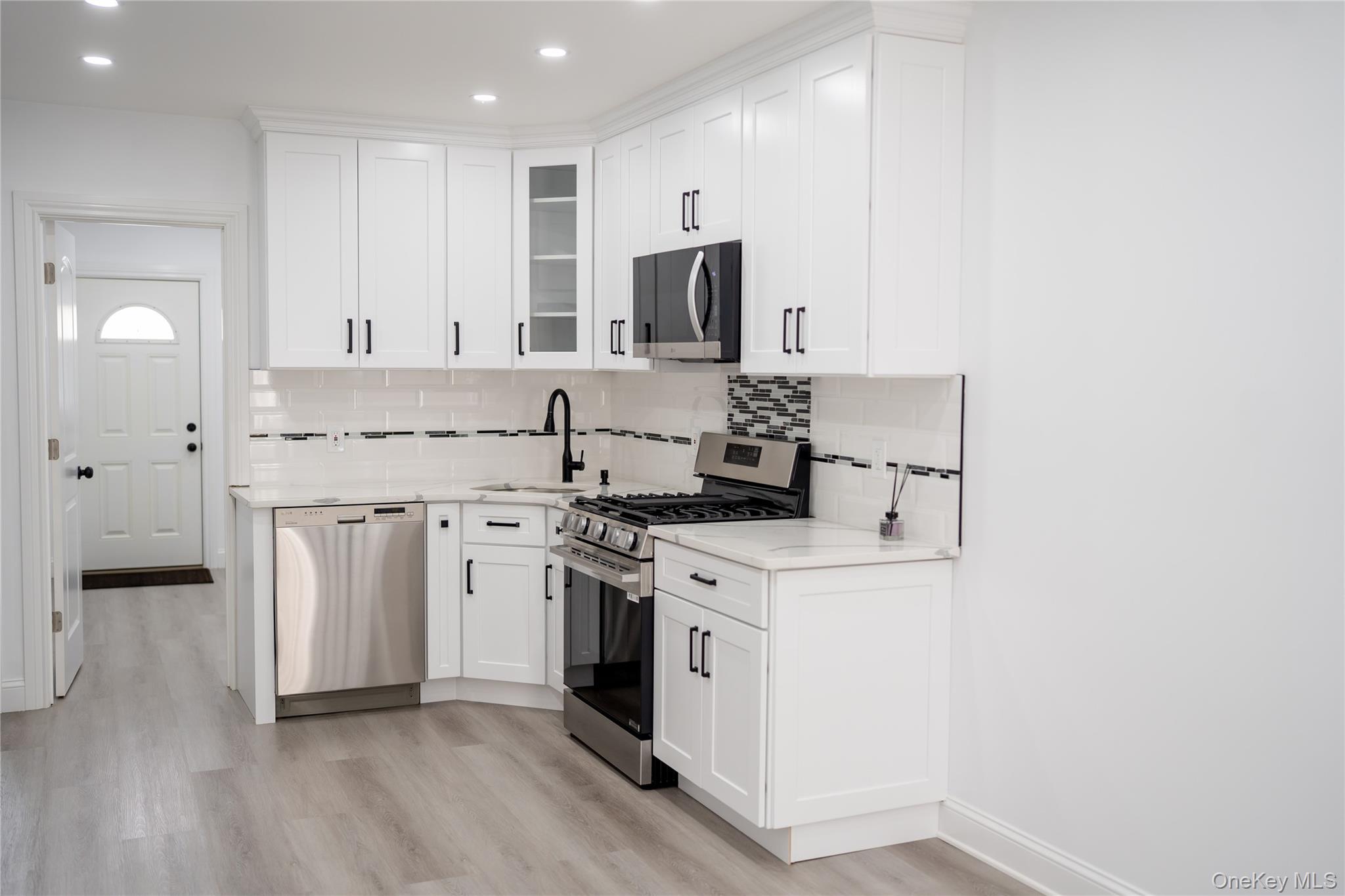 12047 144th Street Property Photo 5